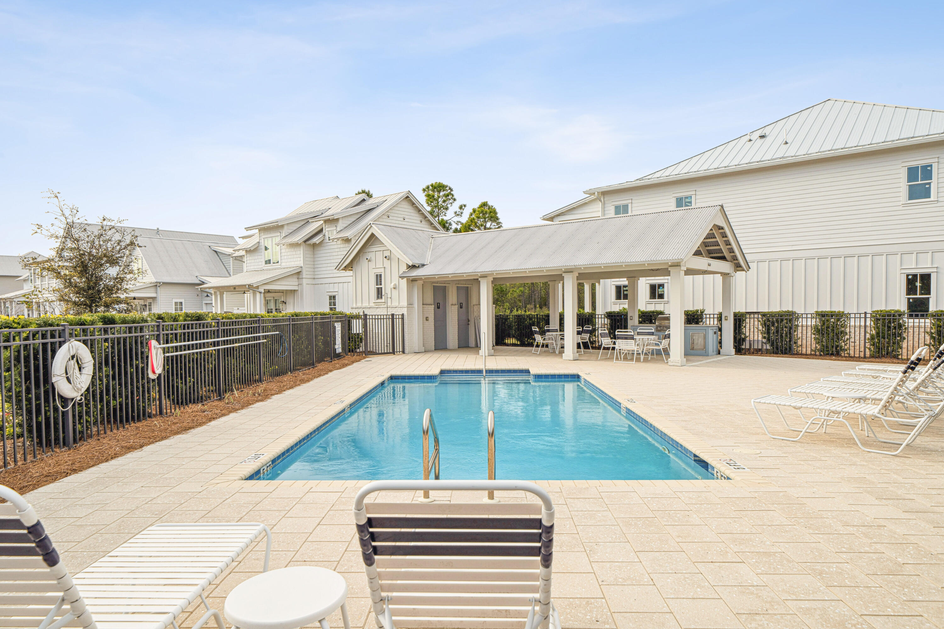 228 White Cottage Road