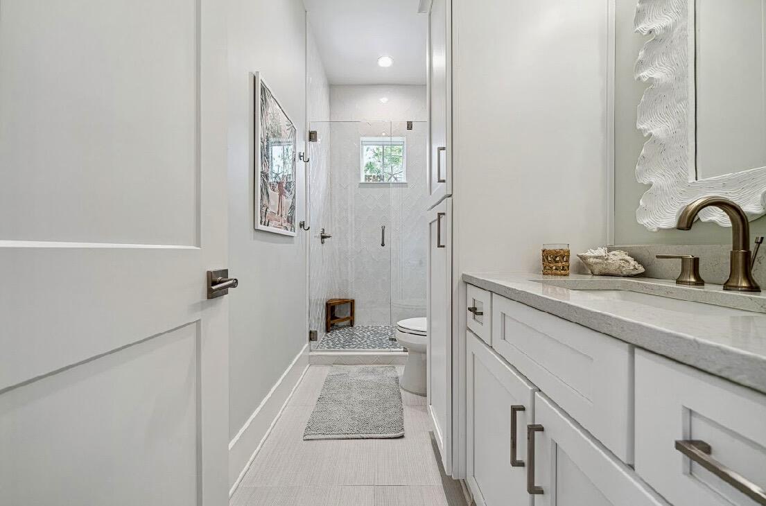 228 White Cottage Road