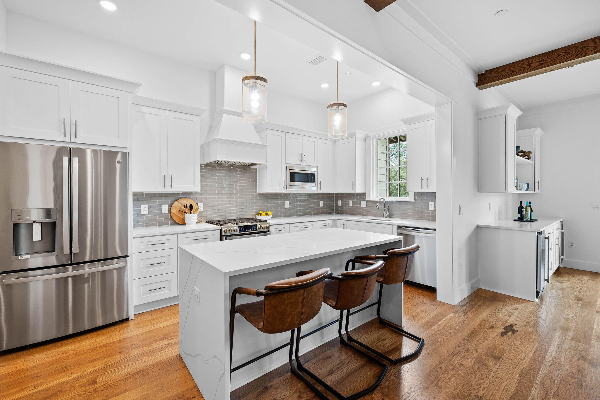 1502 Match Point Lane 402