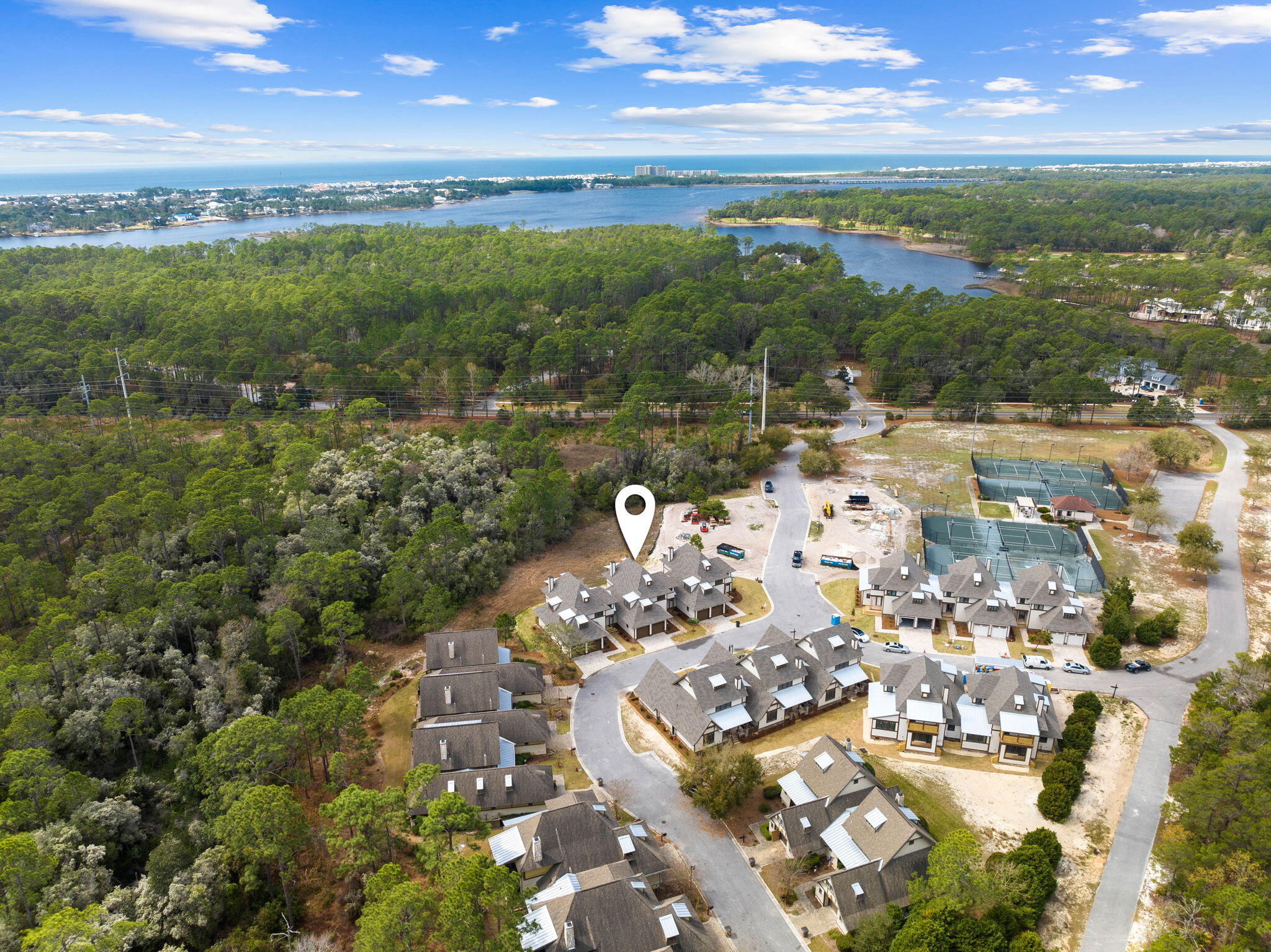 1502 Match Point Lane 402