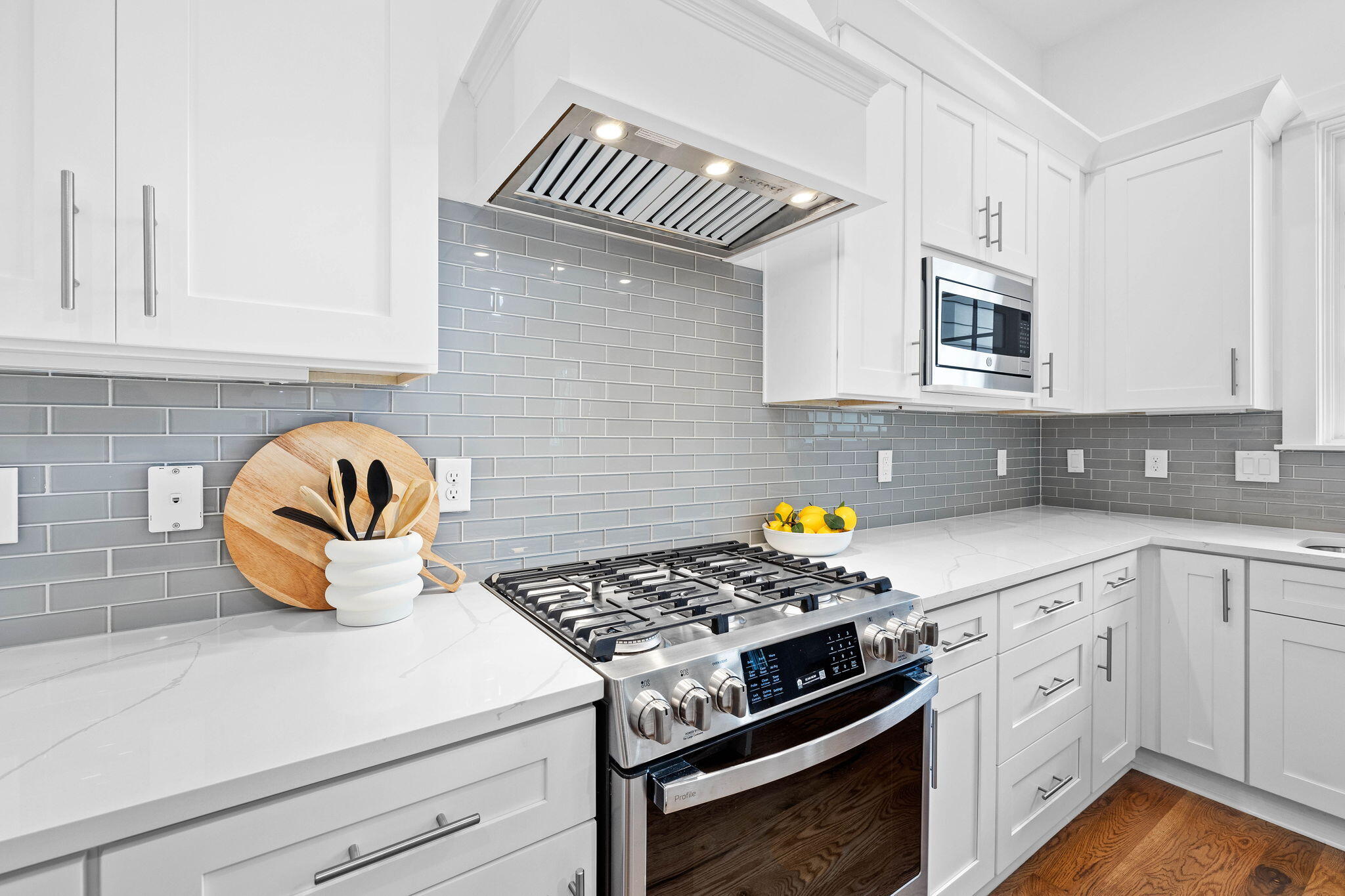 1502 Match Point Lane 402