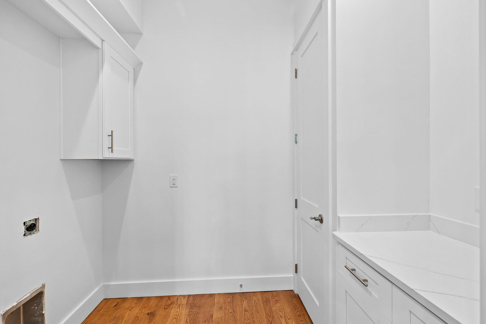 1502 Match Point Lane 402