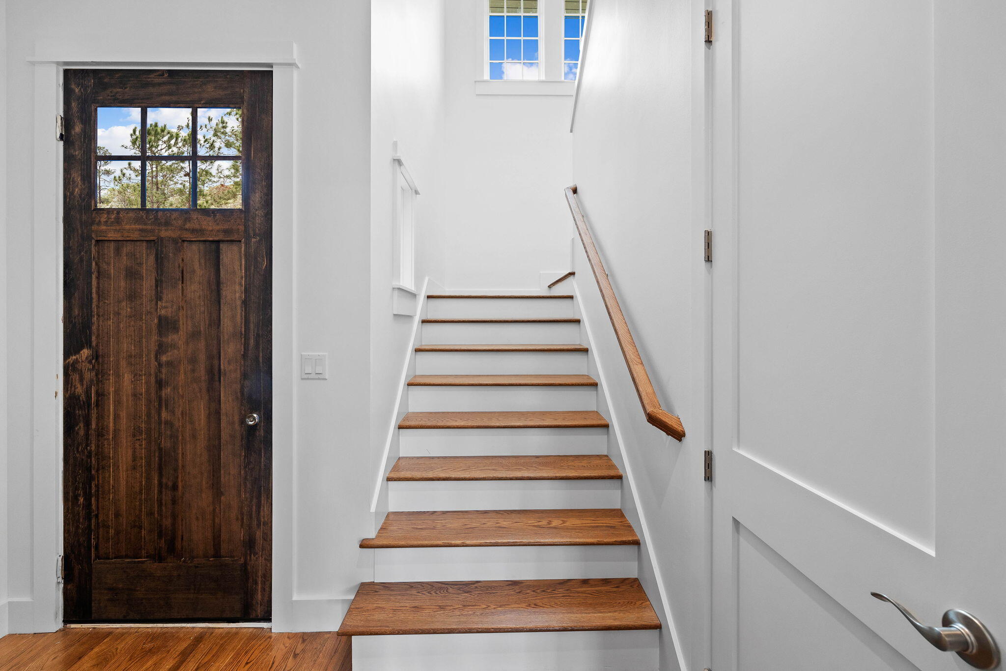 1502 Match Point Lane 402