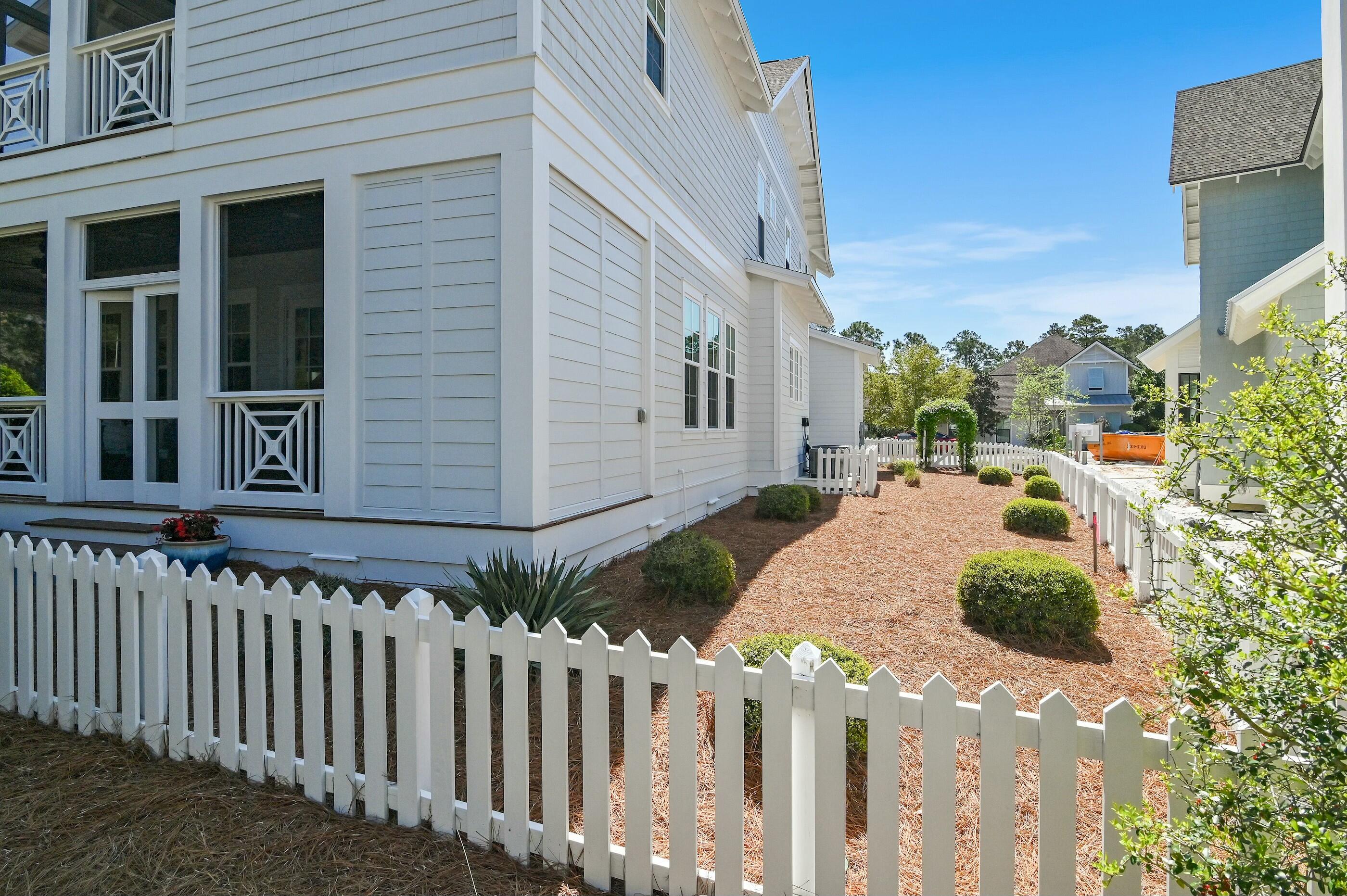 10 Sheepshank Lane