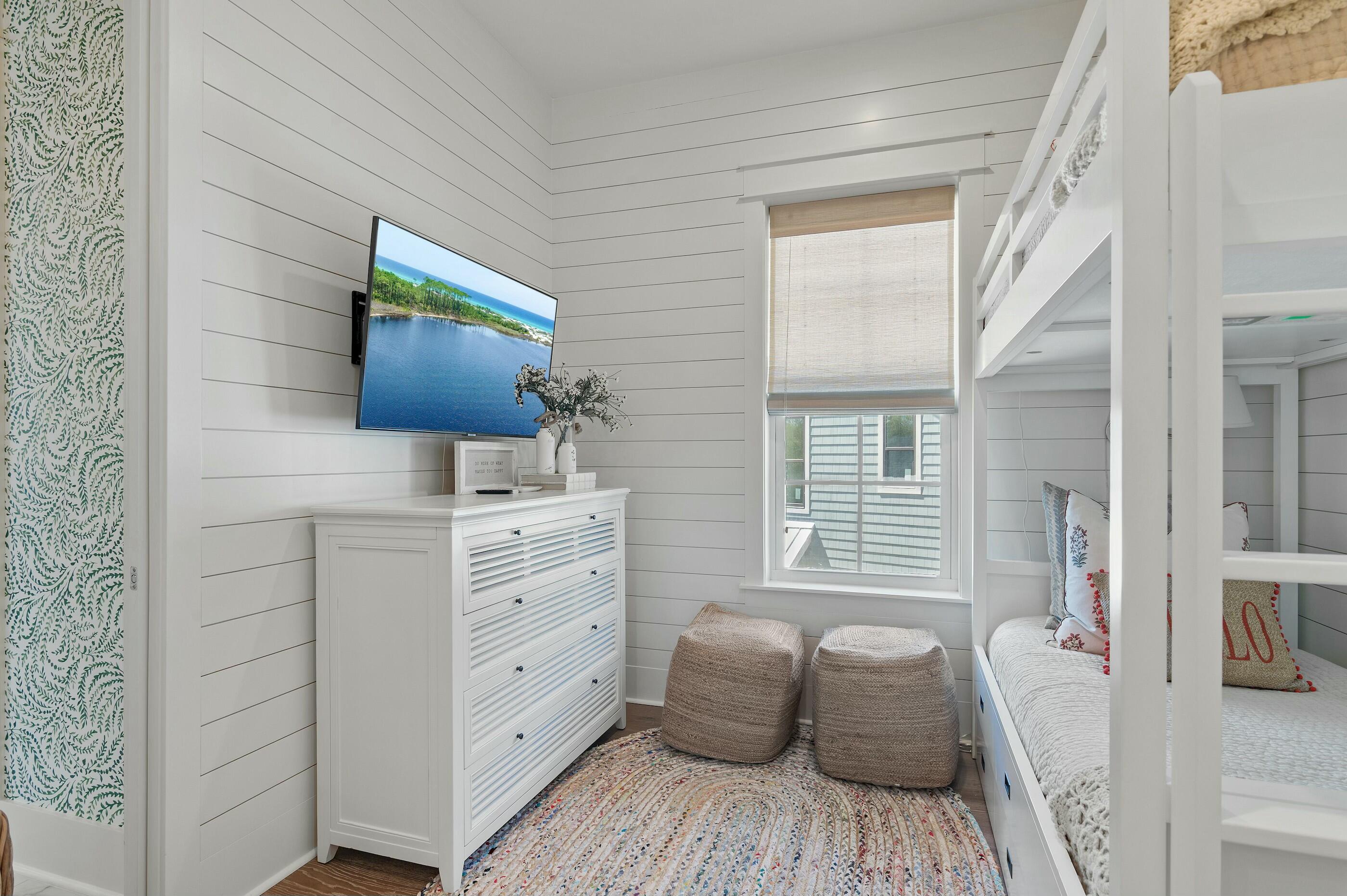 10 Sheepshank Lane