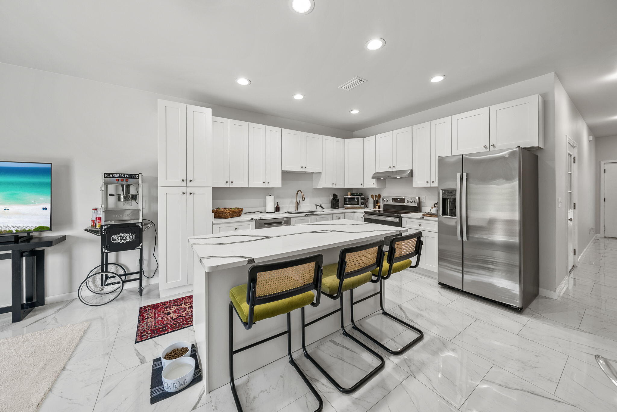 2511 W 11th Street