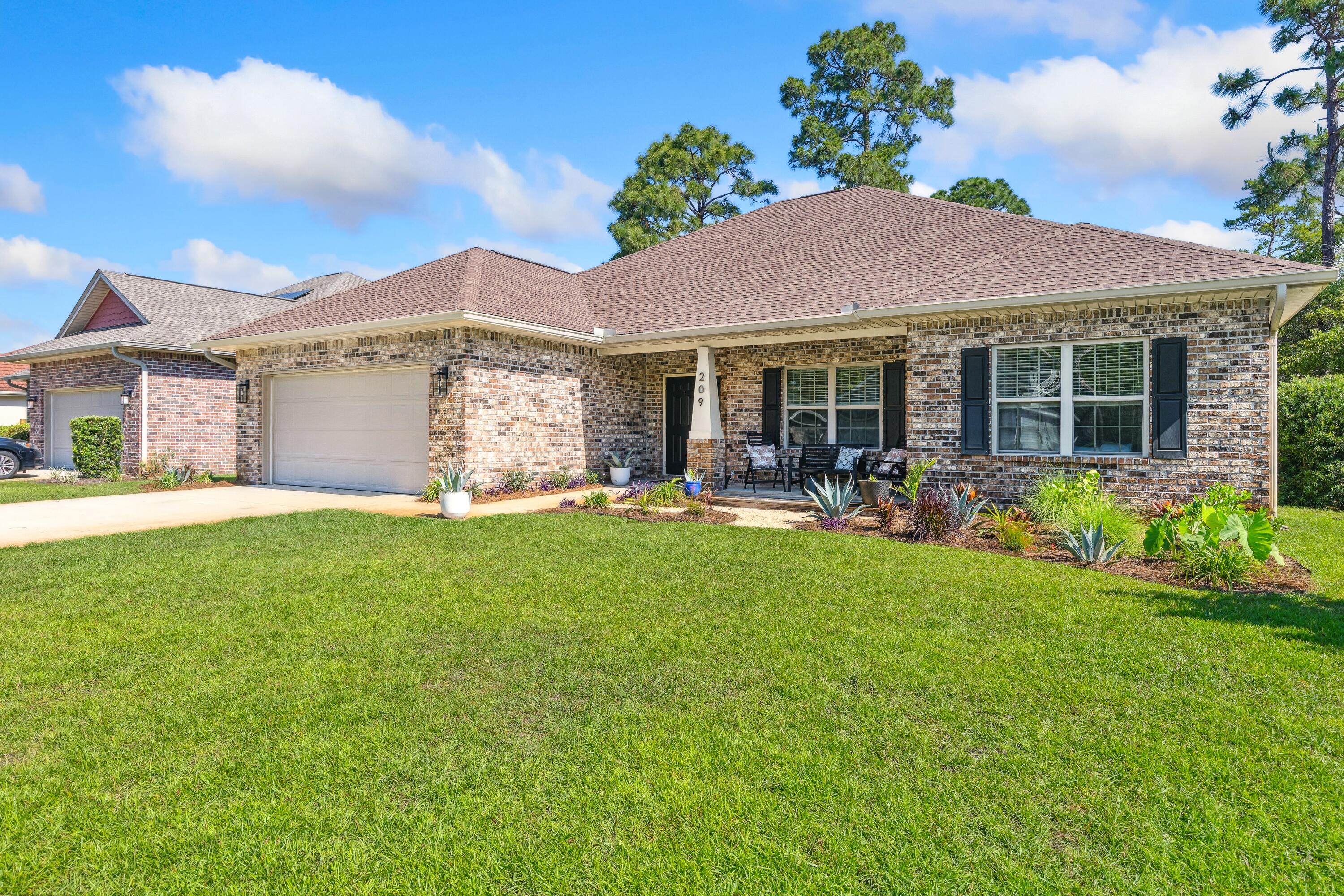 209 Forest Park Drive
