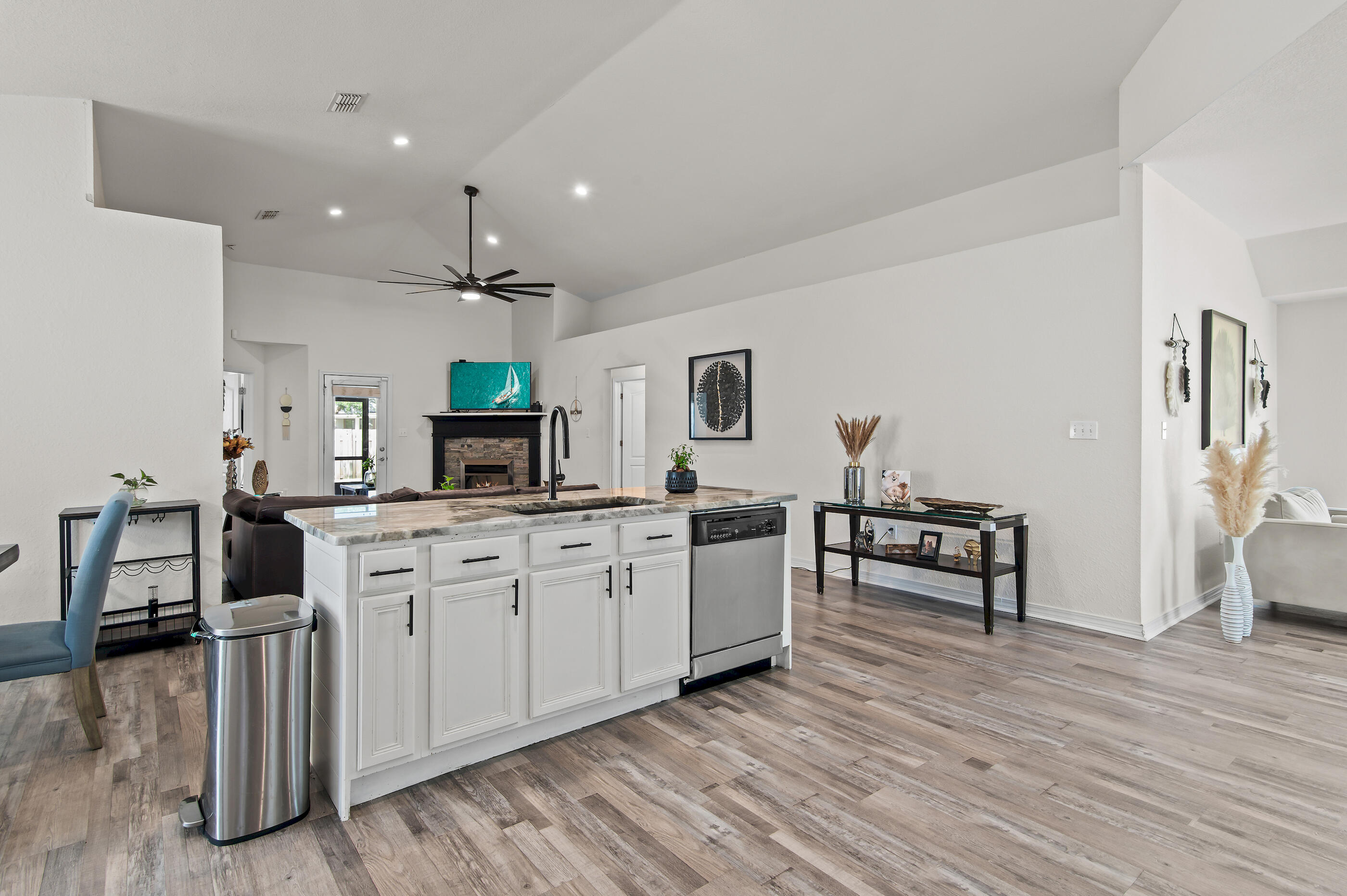 137 Loblolly Bay Drive
