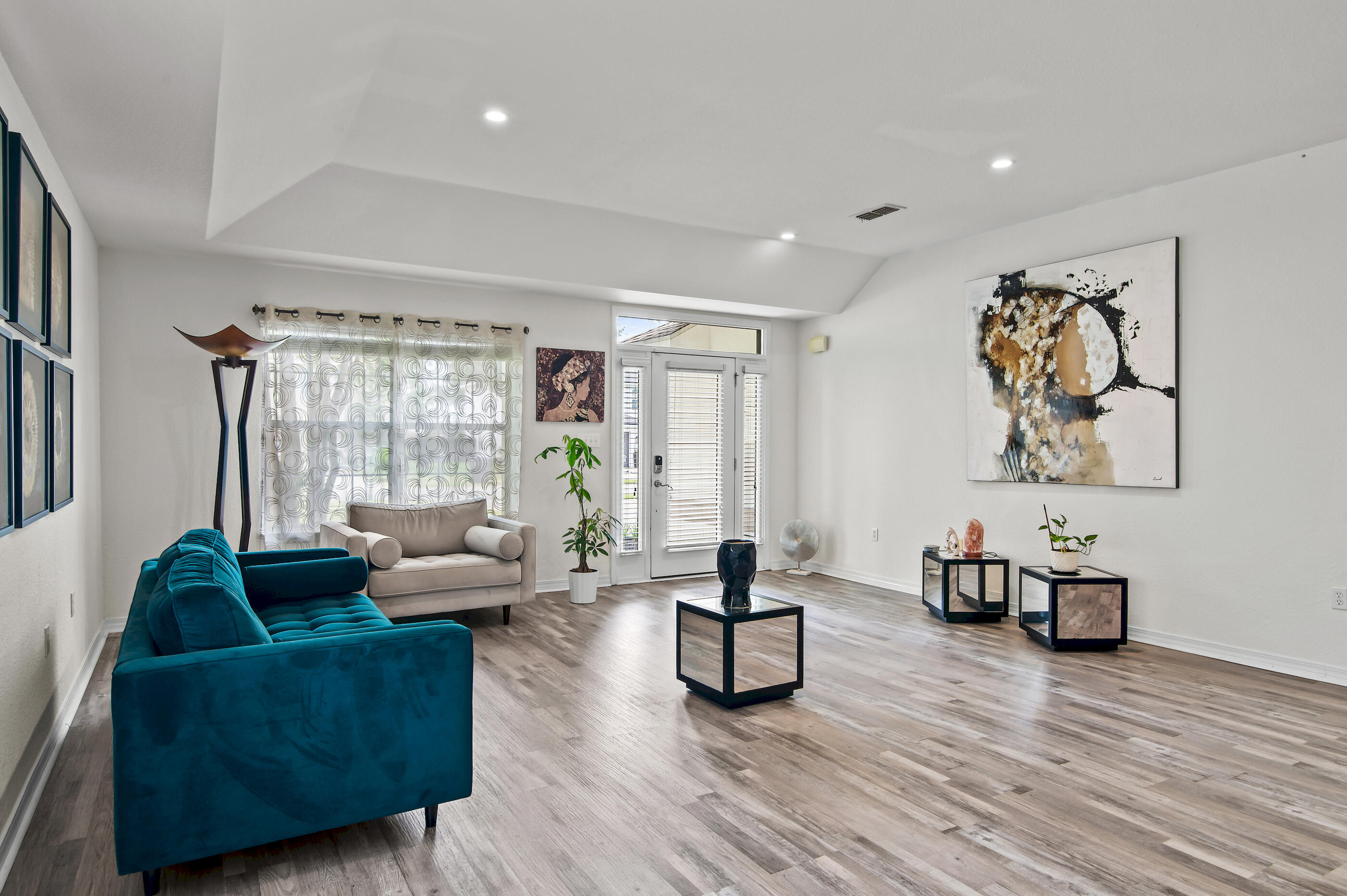 137 Loblolly Bay Drive