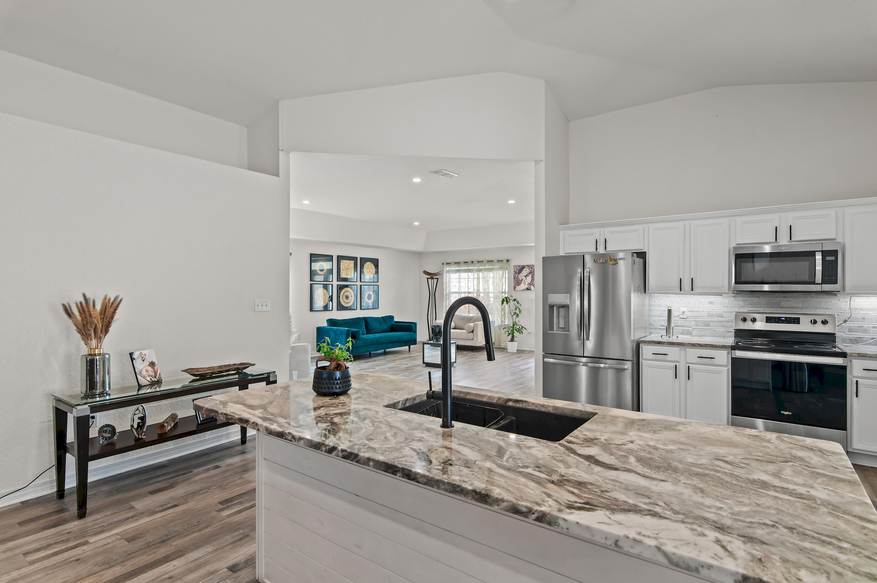137 Loblolly Bay Drive