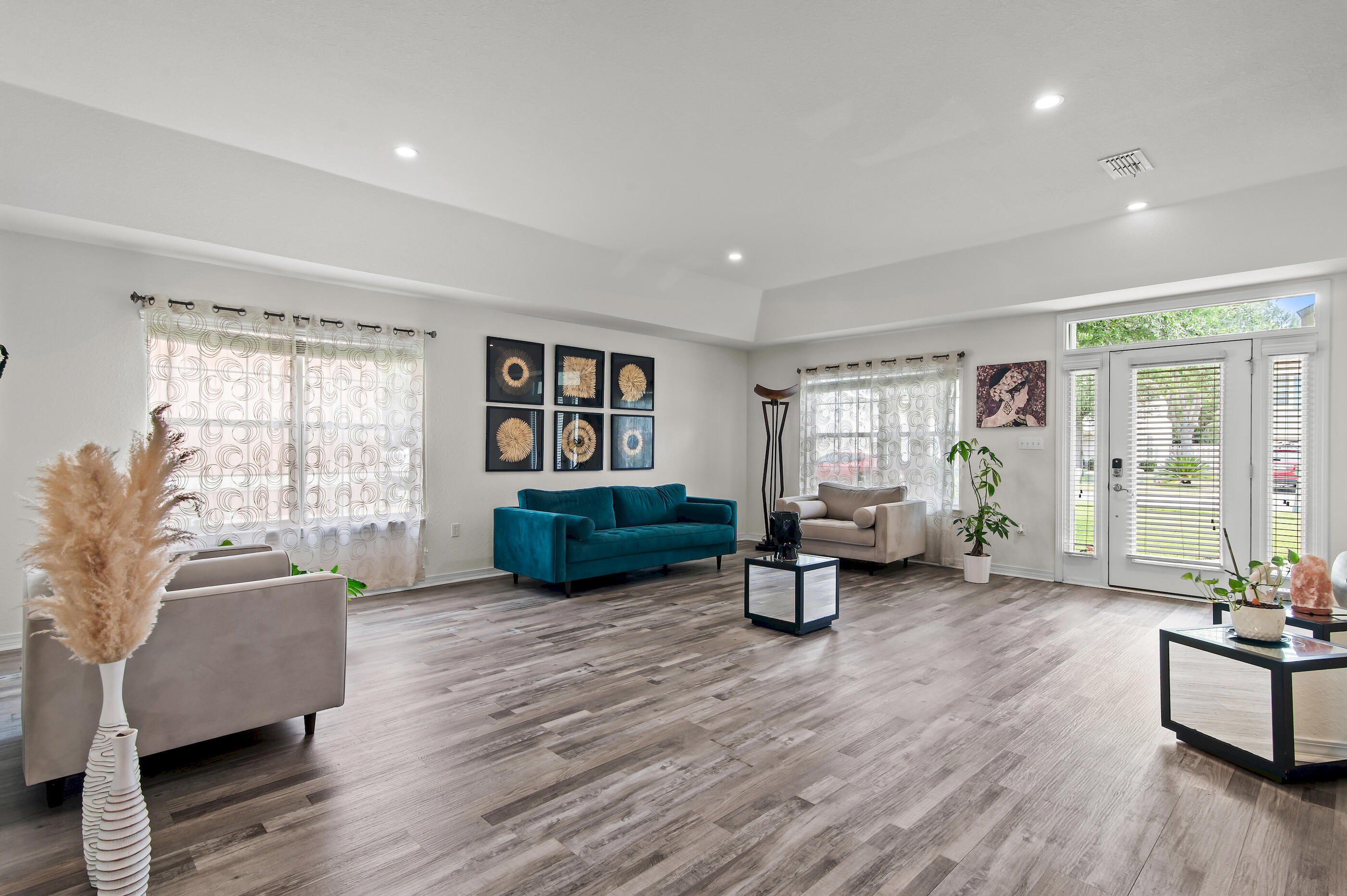 137 Loblolly Bay Drive