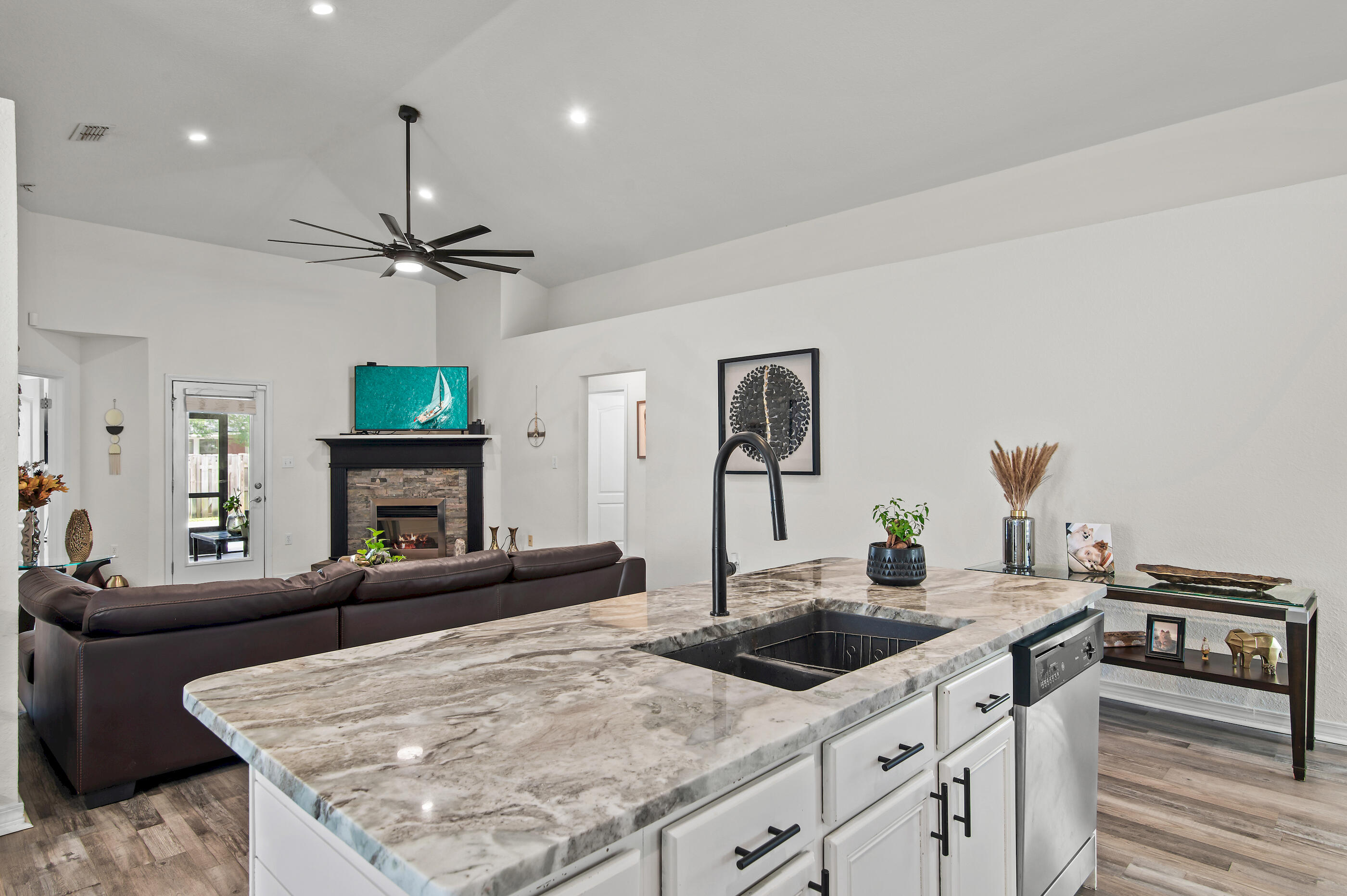137 Loblolly Bay Drive