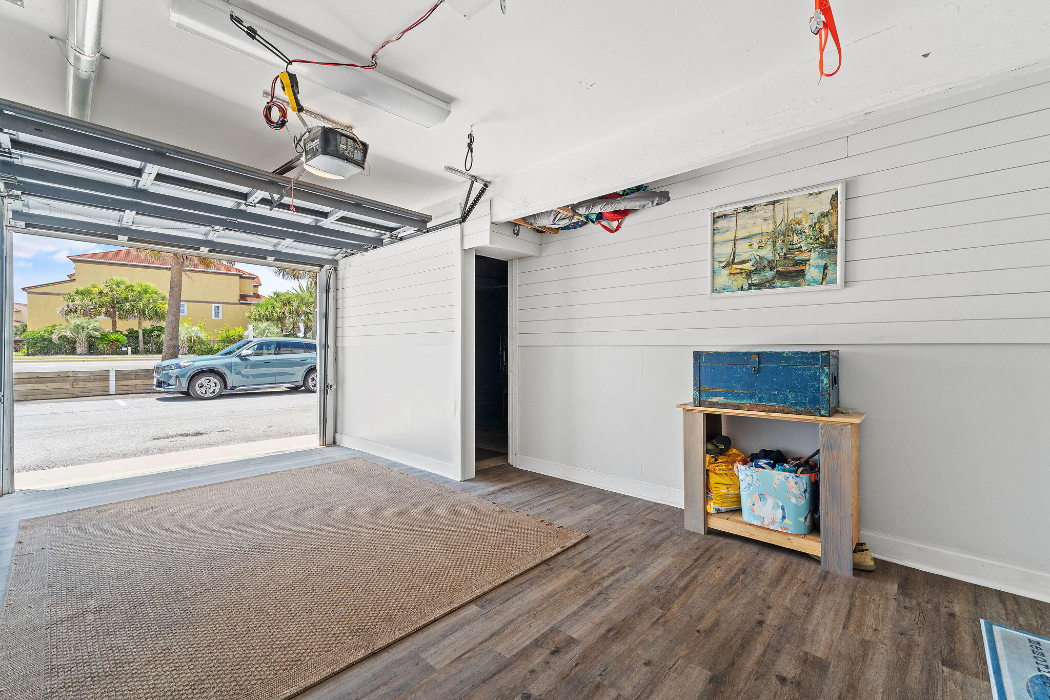 1511 Via De Luna Drive