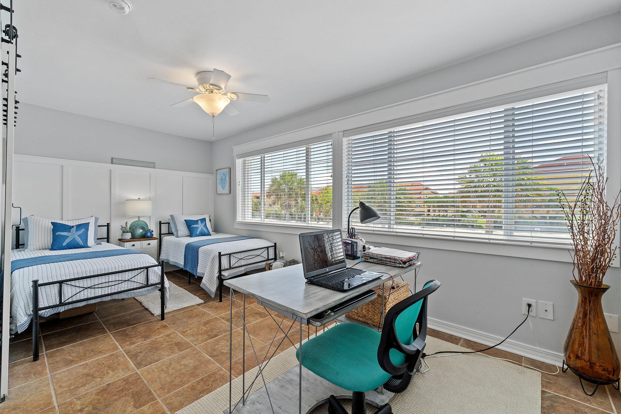 1511 Via De Luna Drive