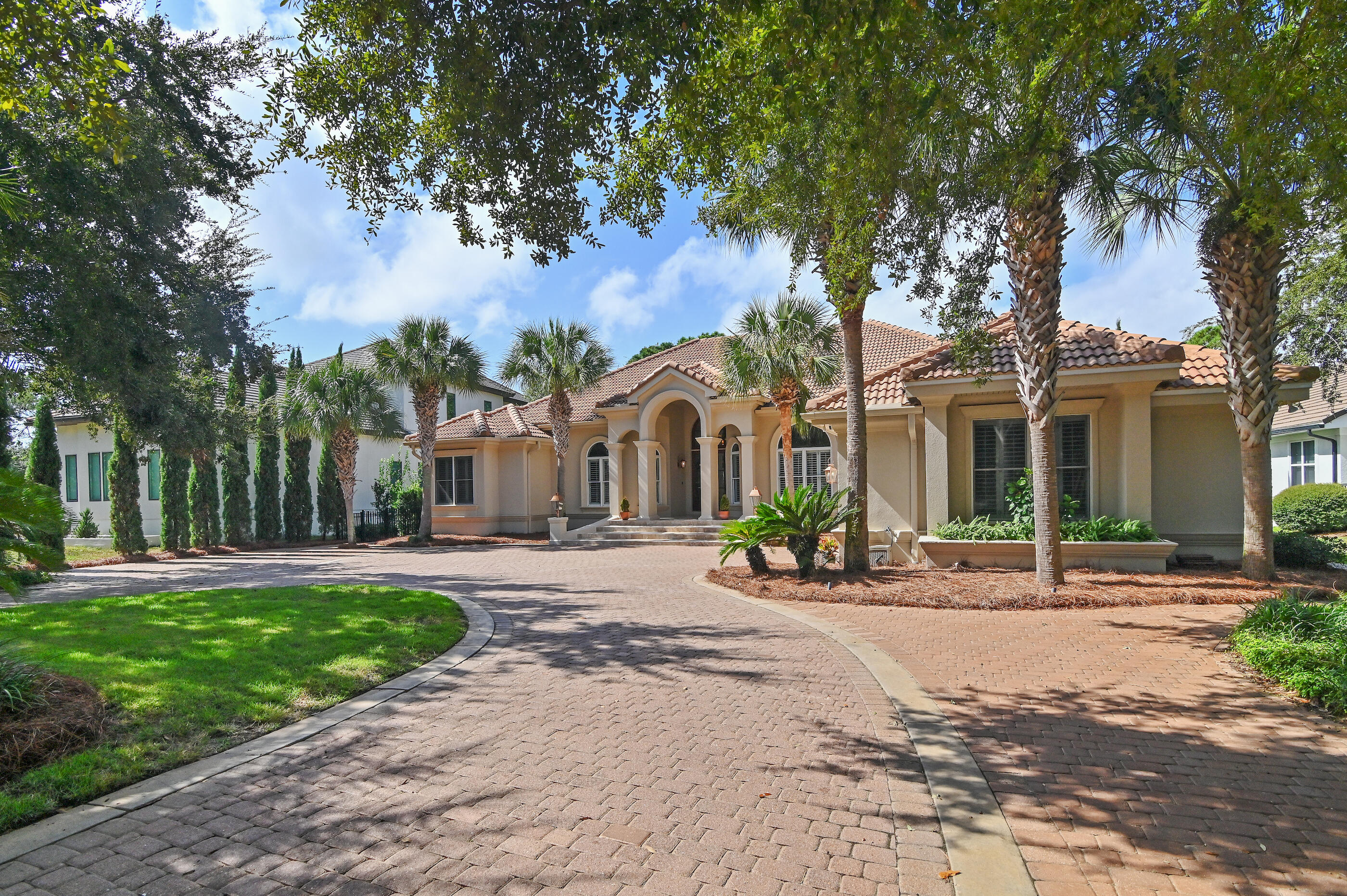 444 Captains Circle