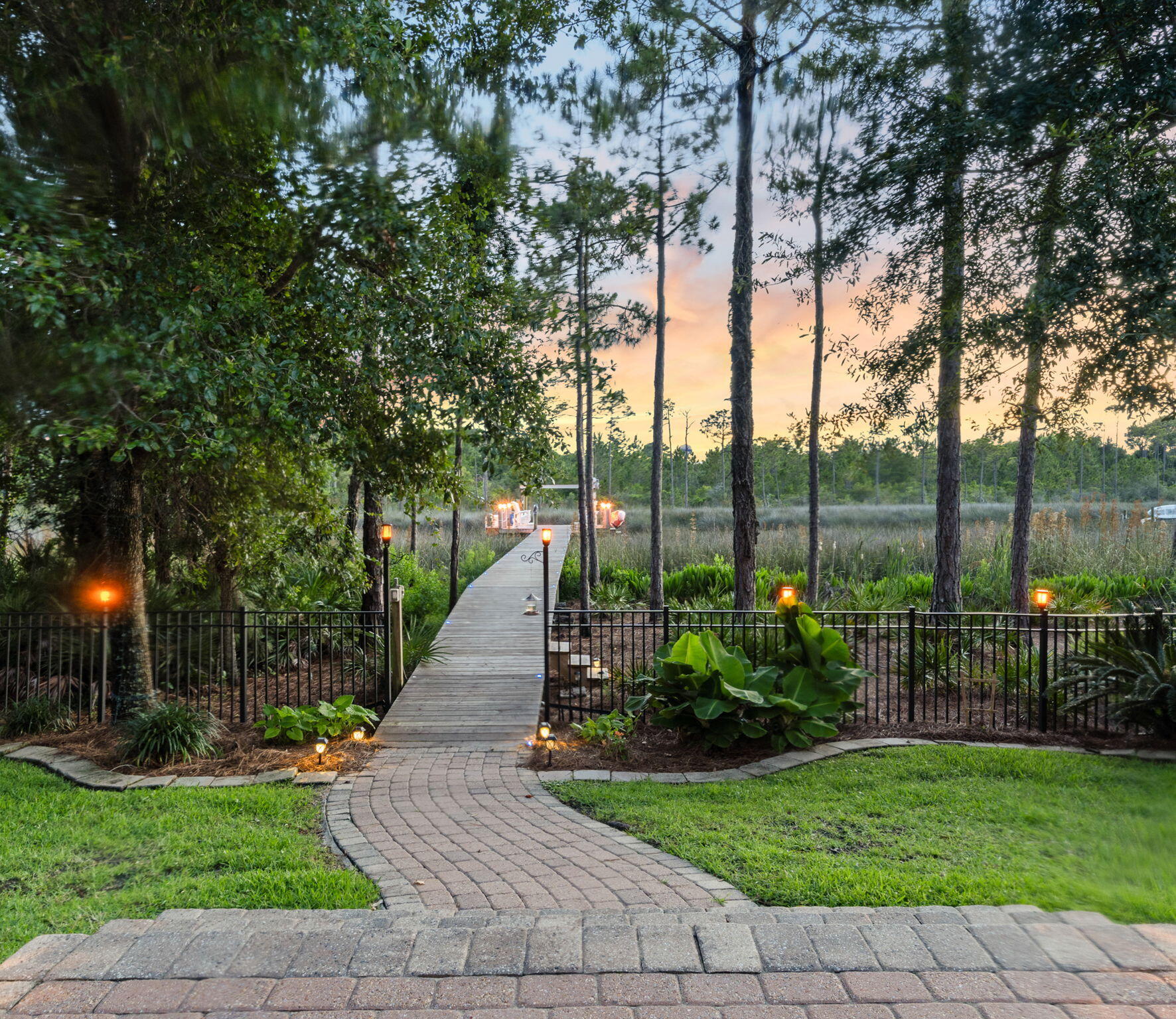 444 Captains Circle