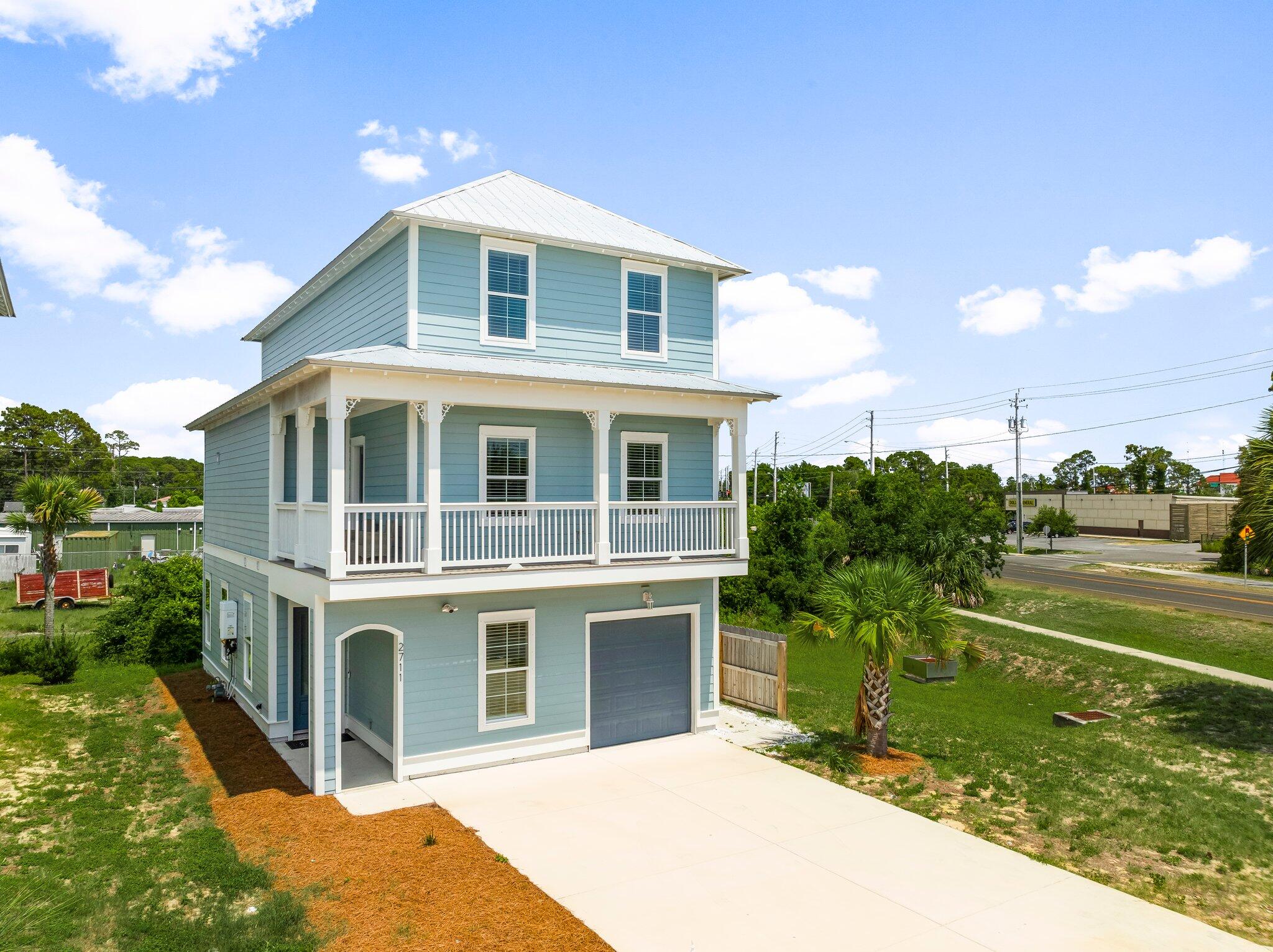 2711 Lagoon Manor Drive