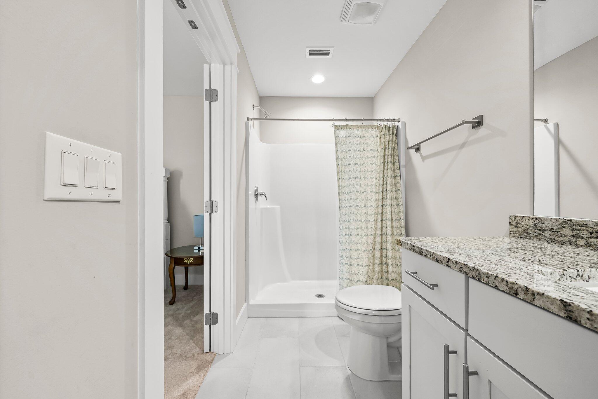 2711 Lagoon Manor Drive