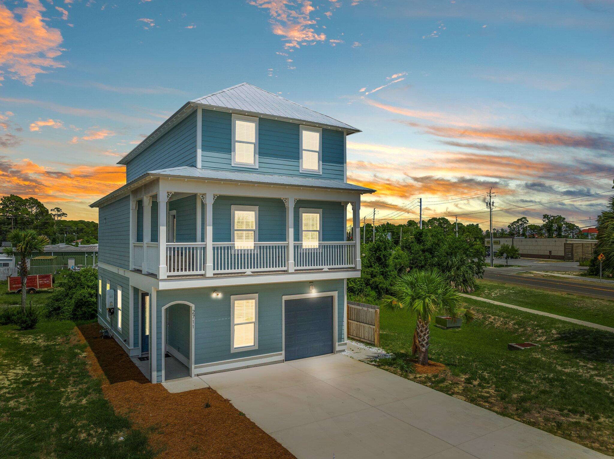 2711 Lagoon Manor Drive