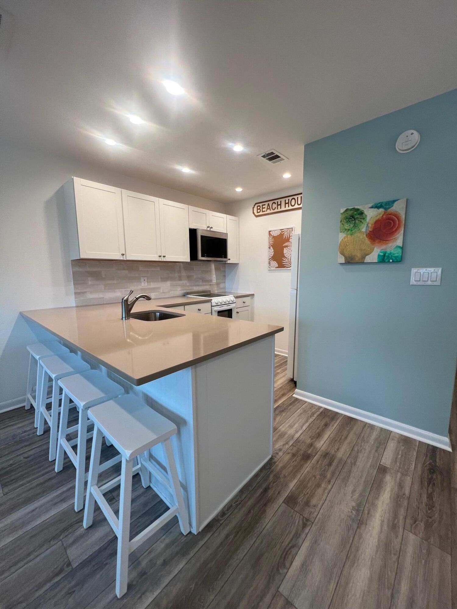 3605 E County Highway 30A 227