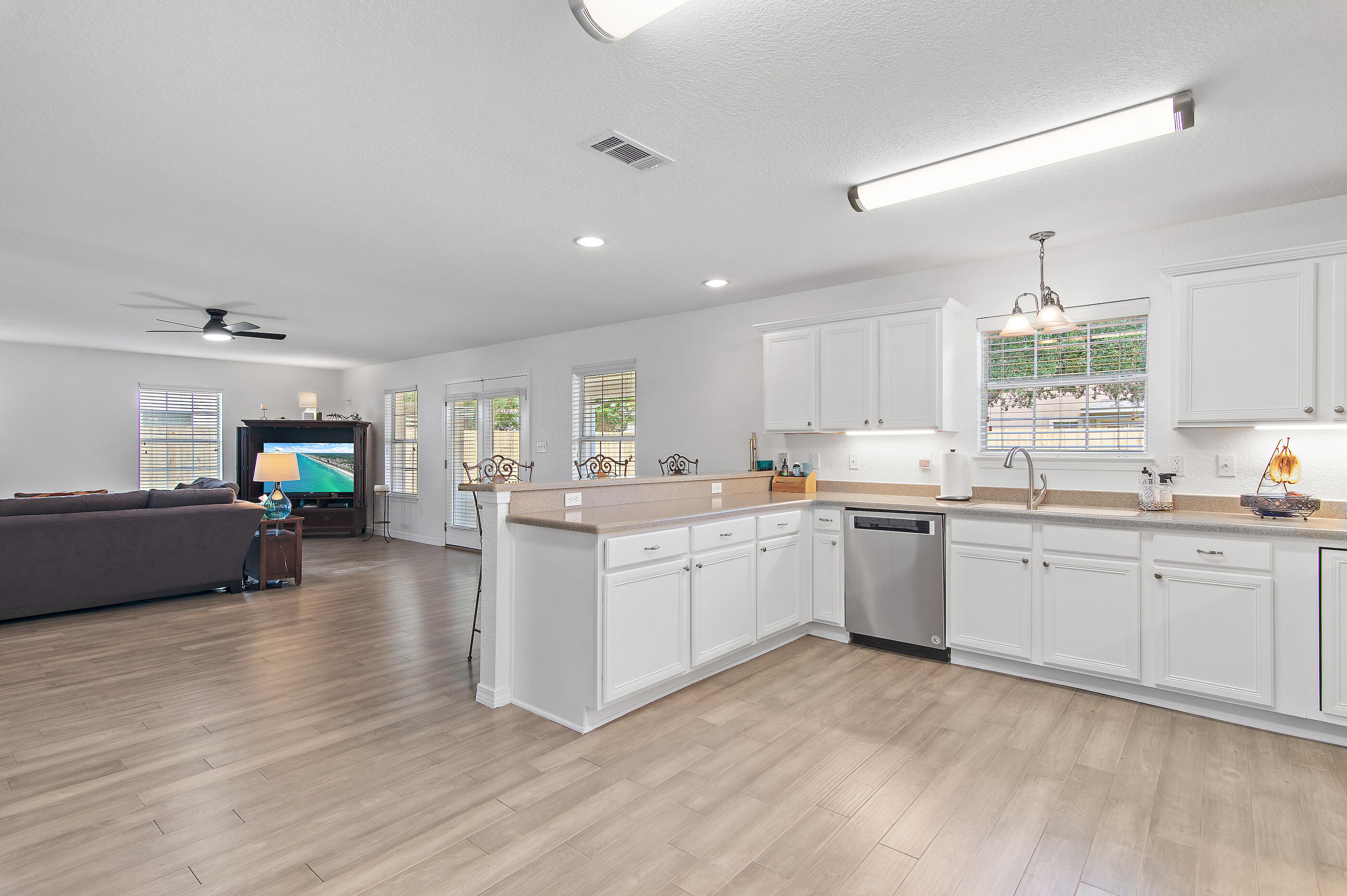 713 Loblolly Bay Drive