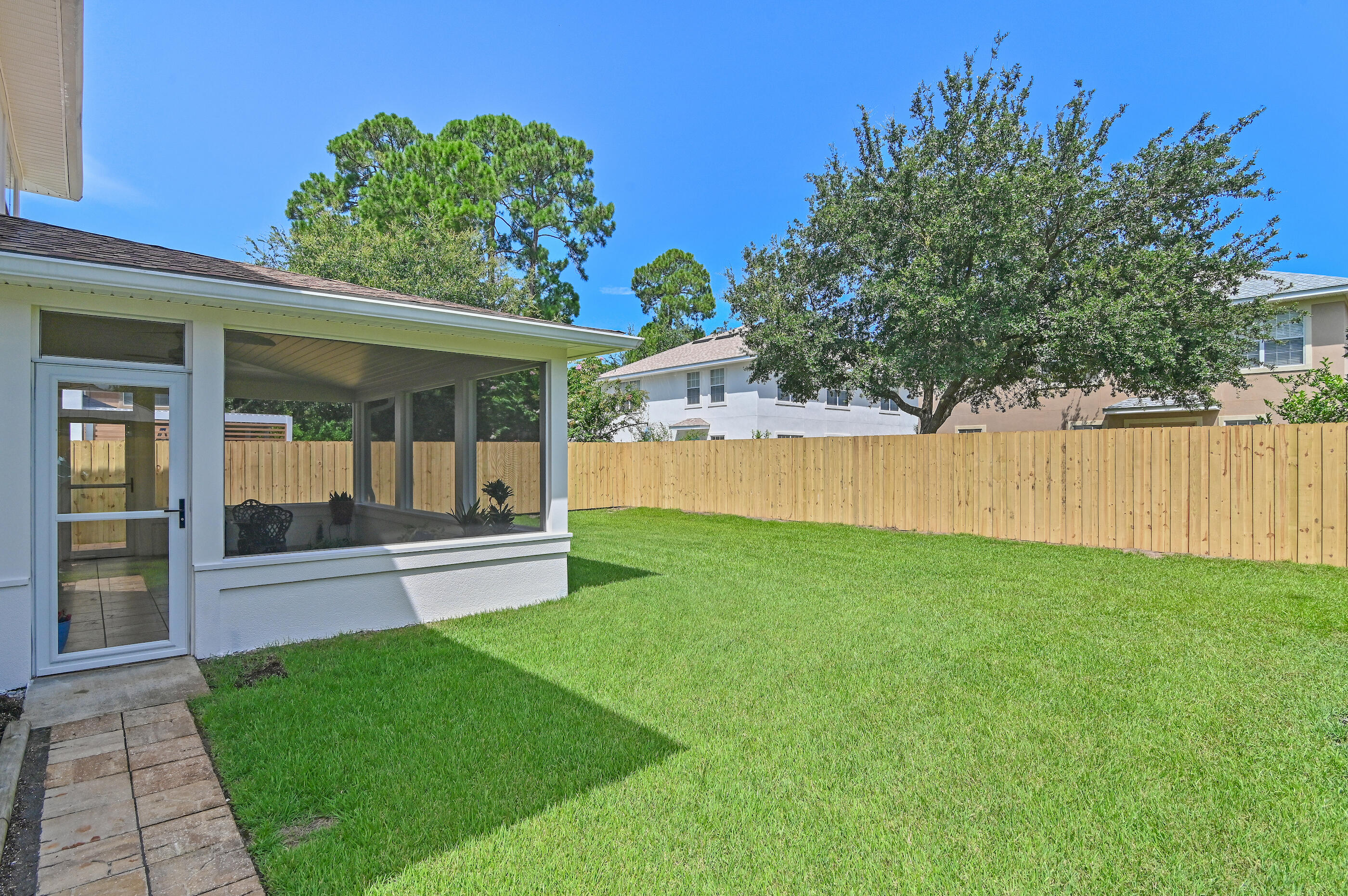 713 Loblolly Bay Drive