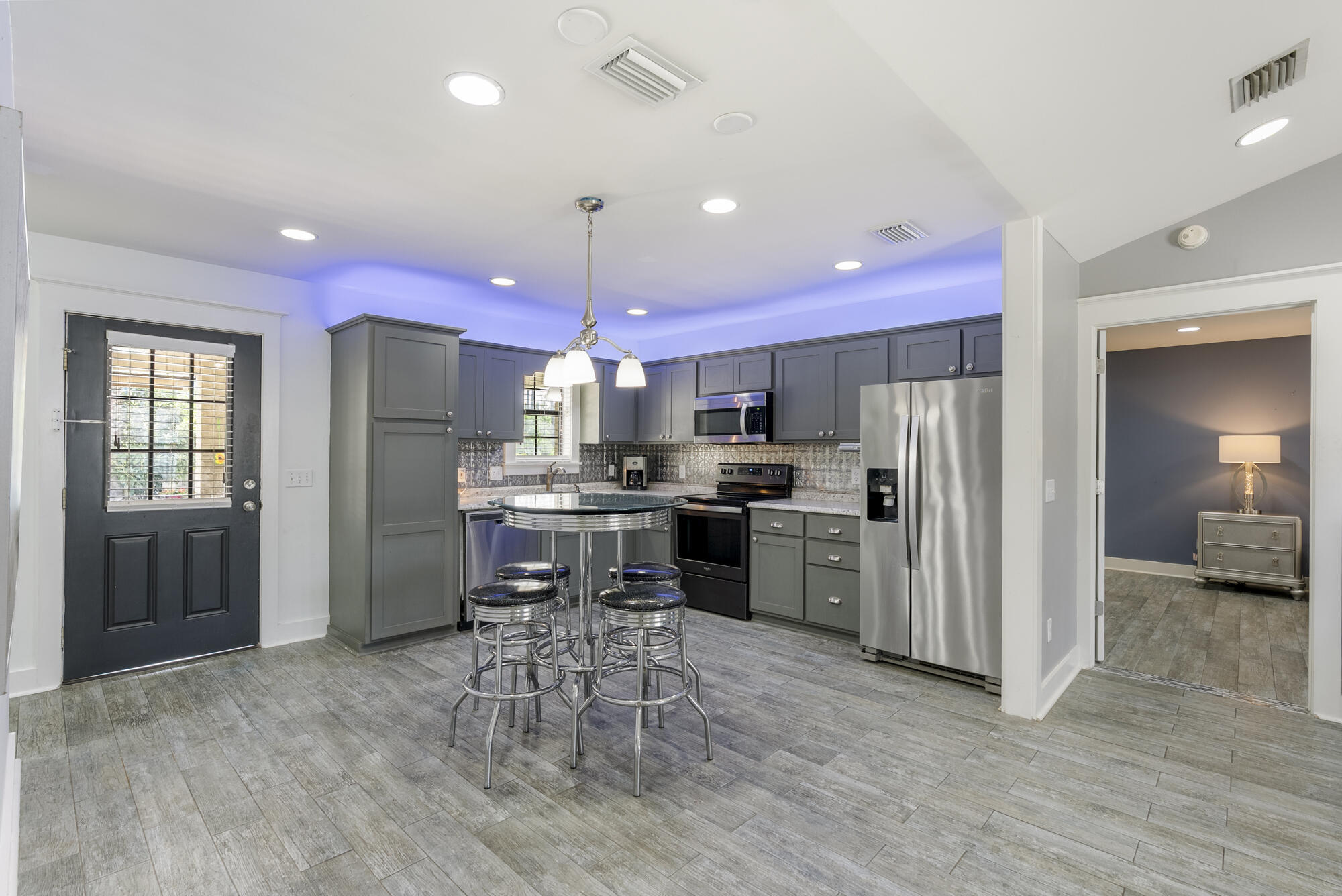 505 Burnham Avenue