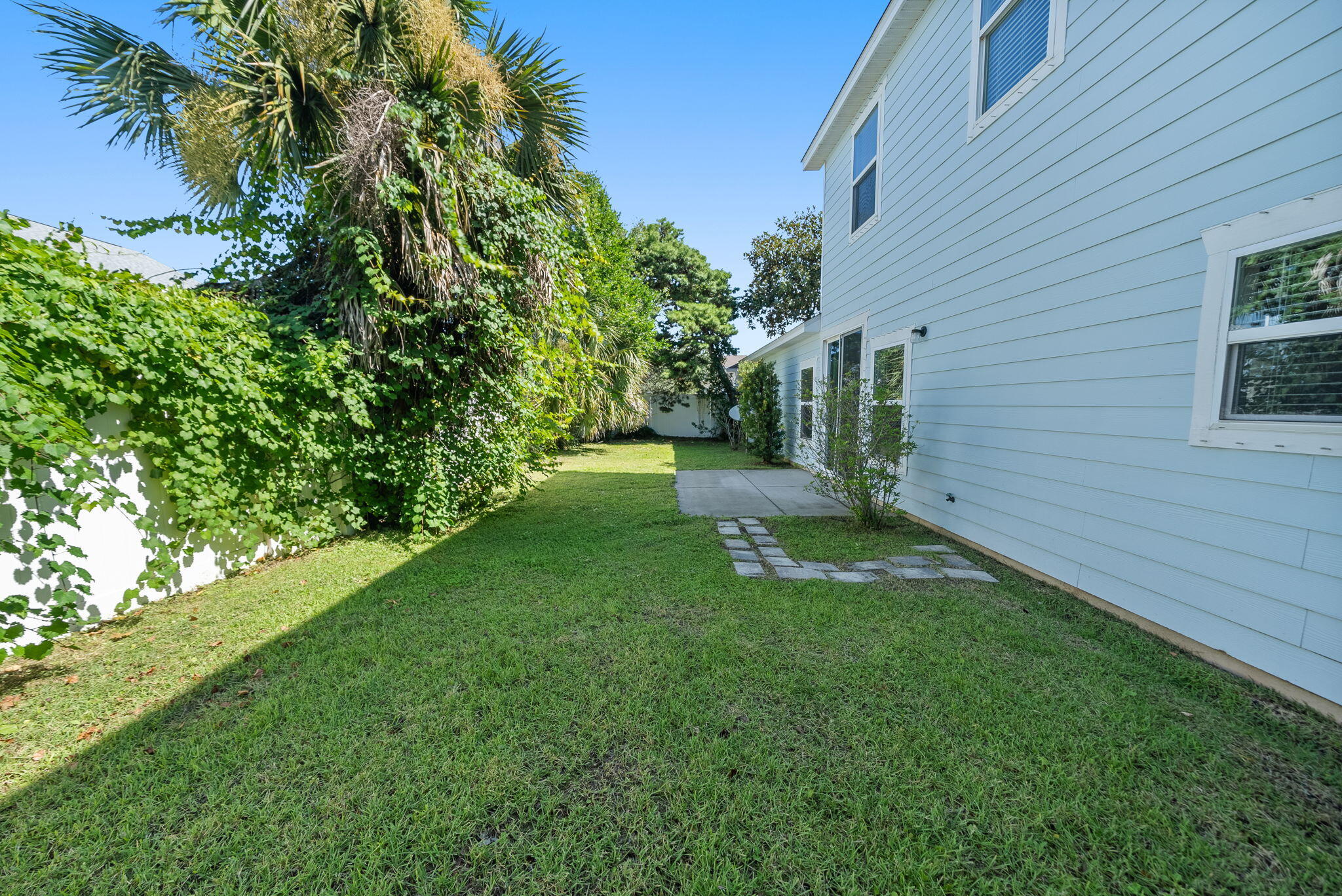 222 Wiregrass Lane
