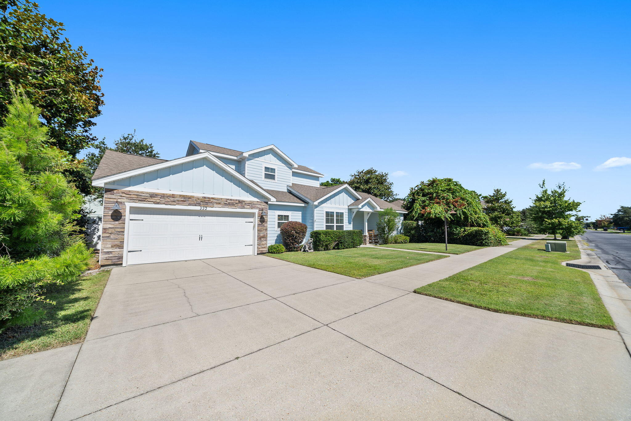 222 Wiregrass Lane