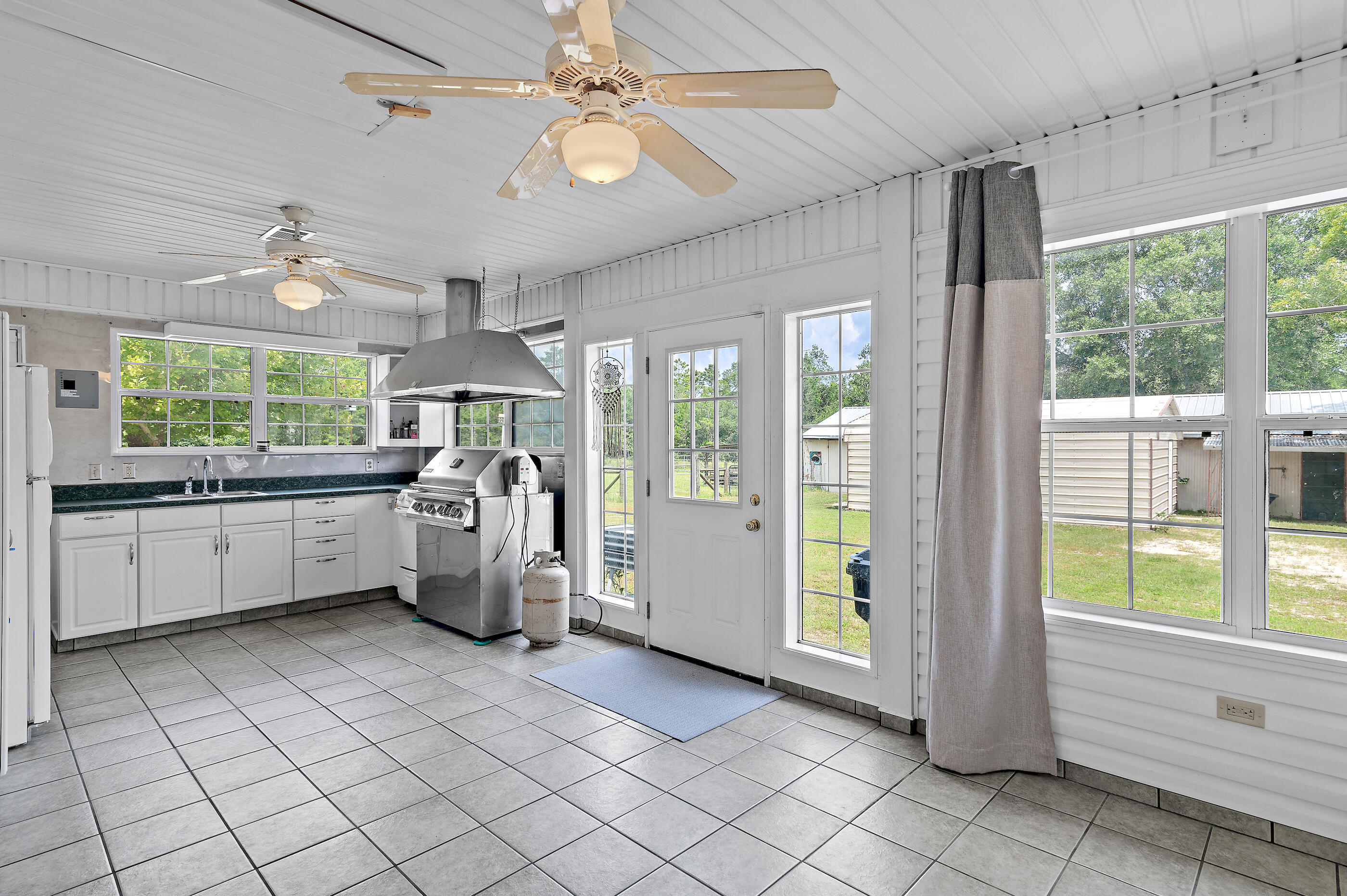 675 Spring Hill Road, DeFuniak Springs