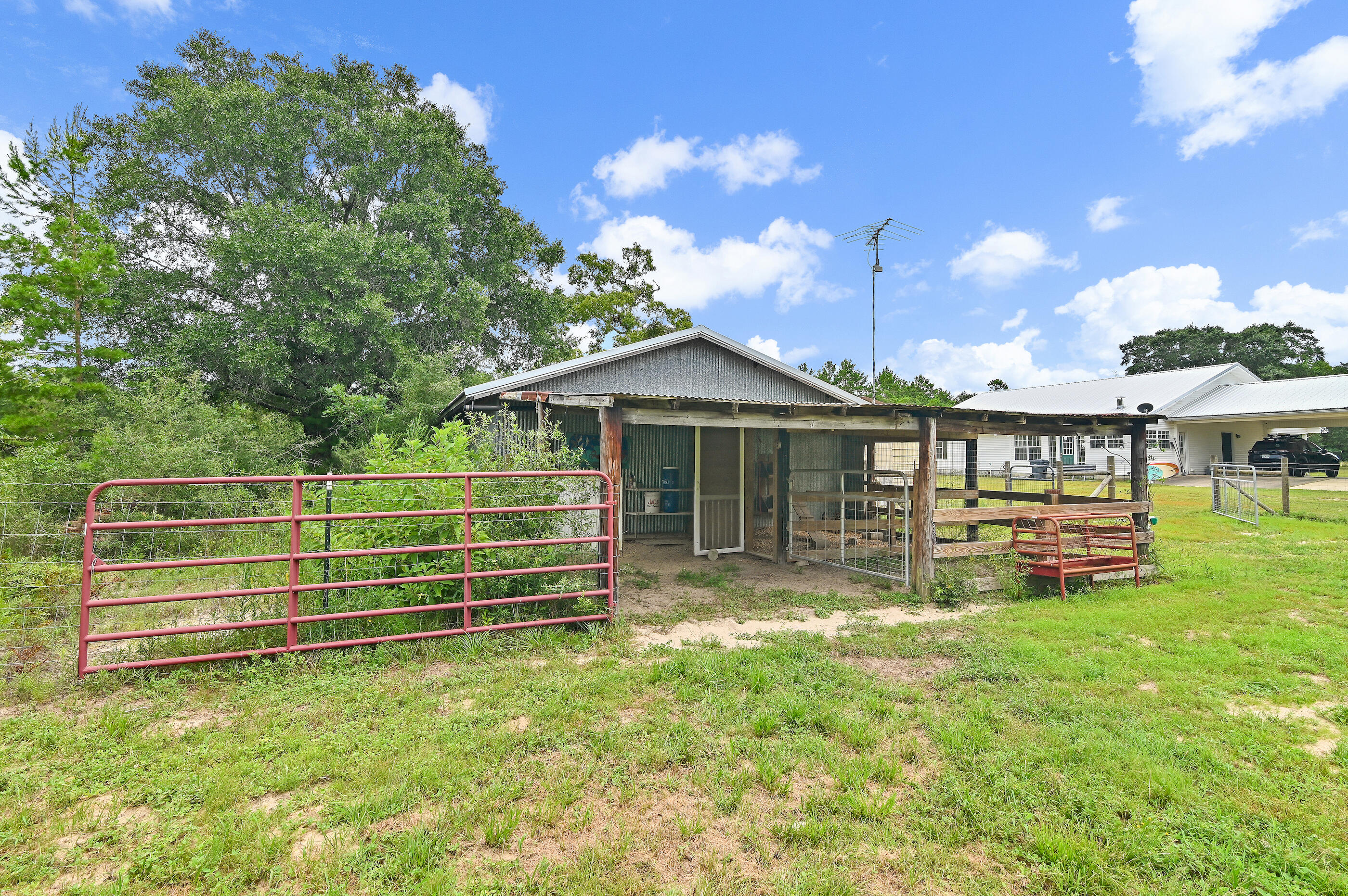 675 Spring Hill Road, DeFuniak Springs