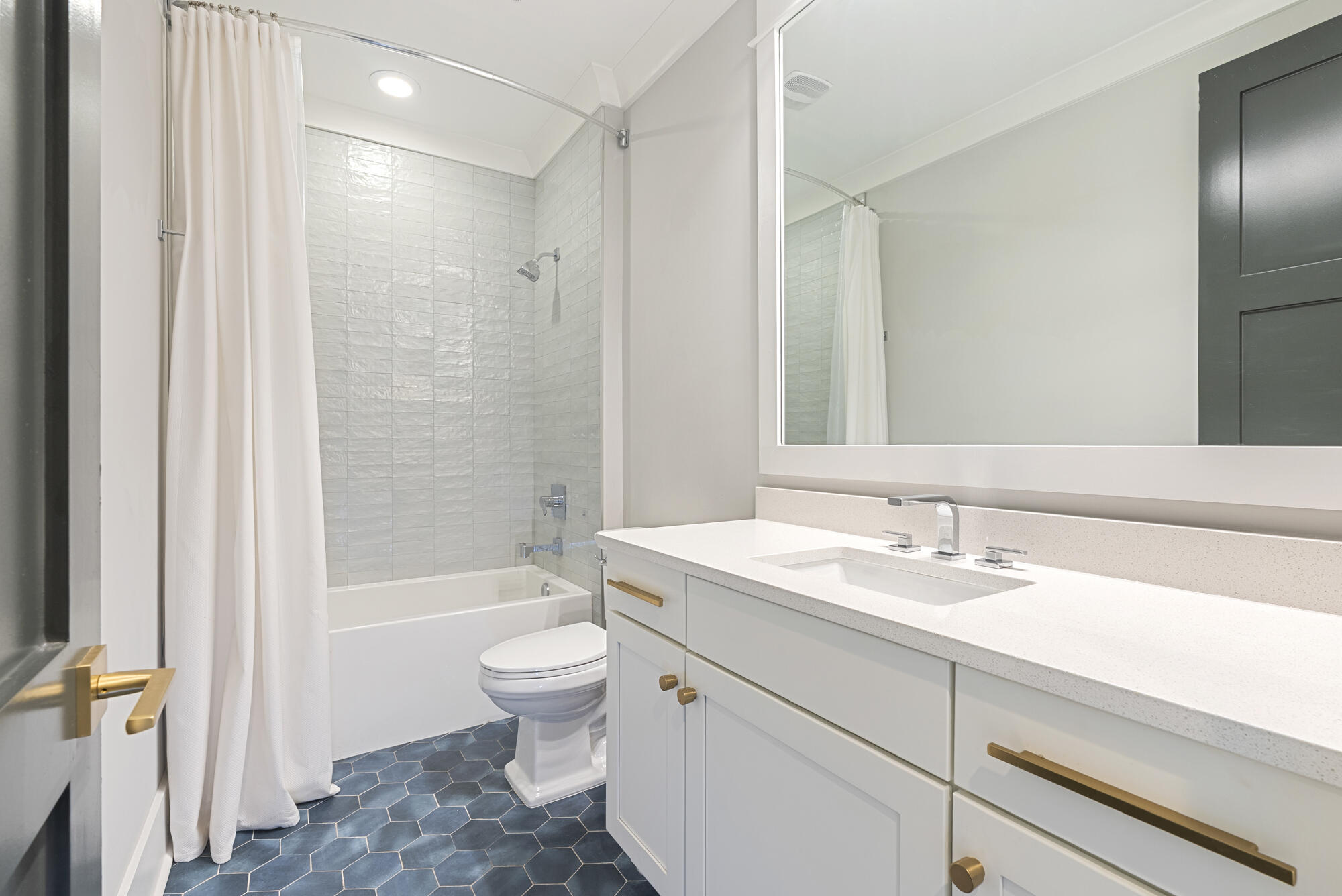 224 Needle Cast Lane