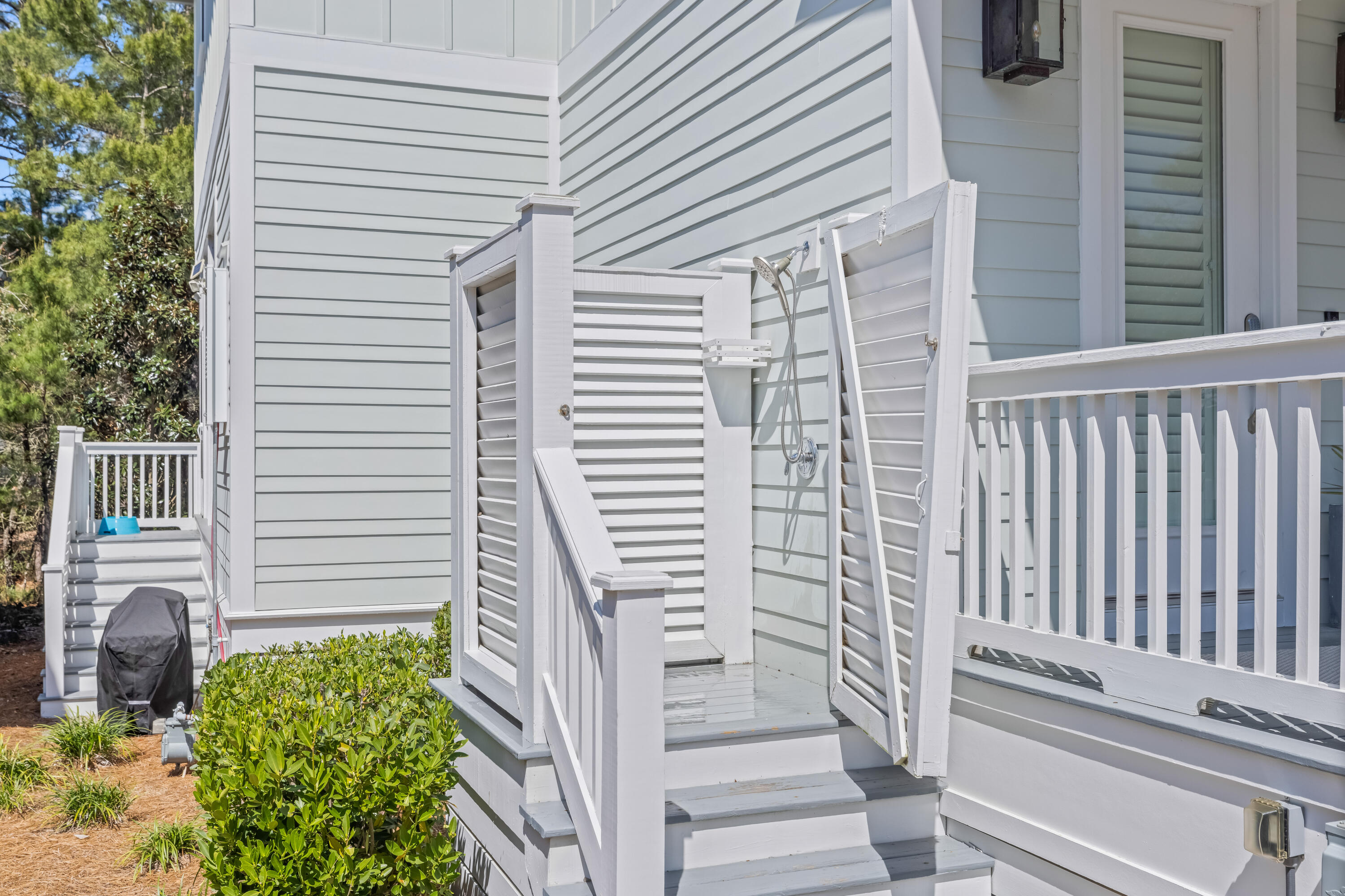 109 Emerald Beach Circle