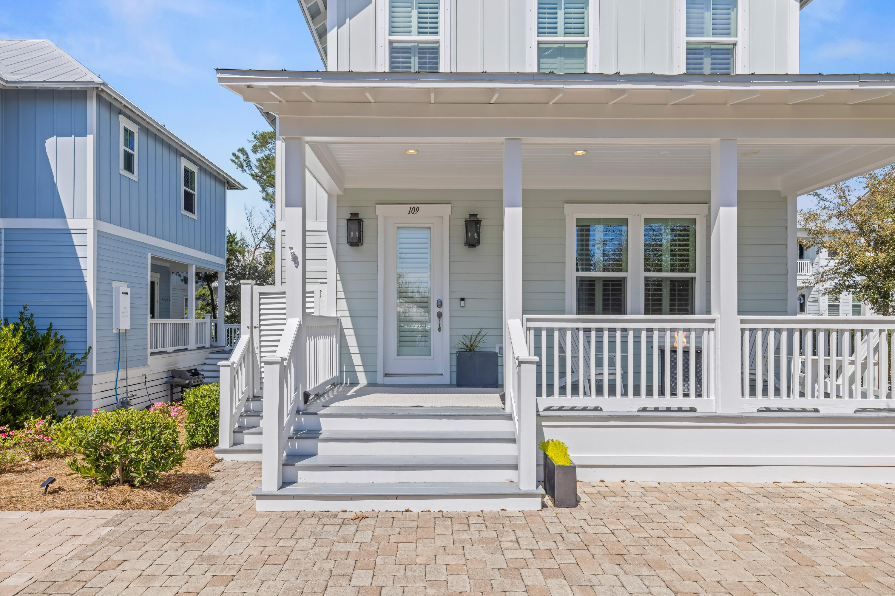 109 Emerald Beach Circle