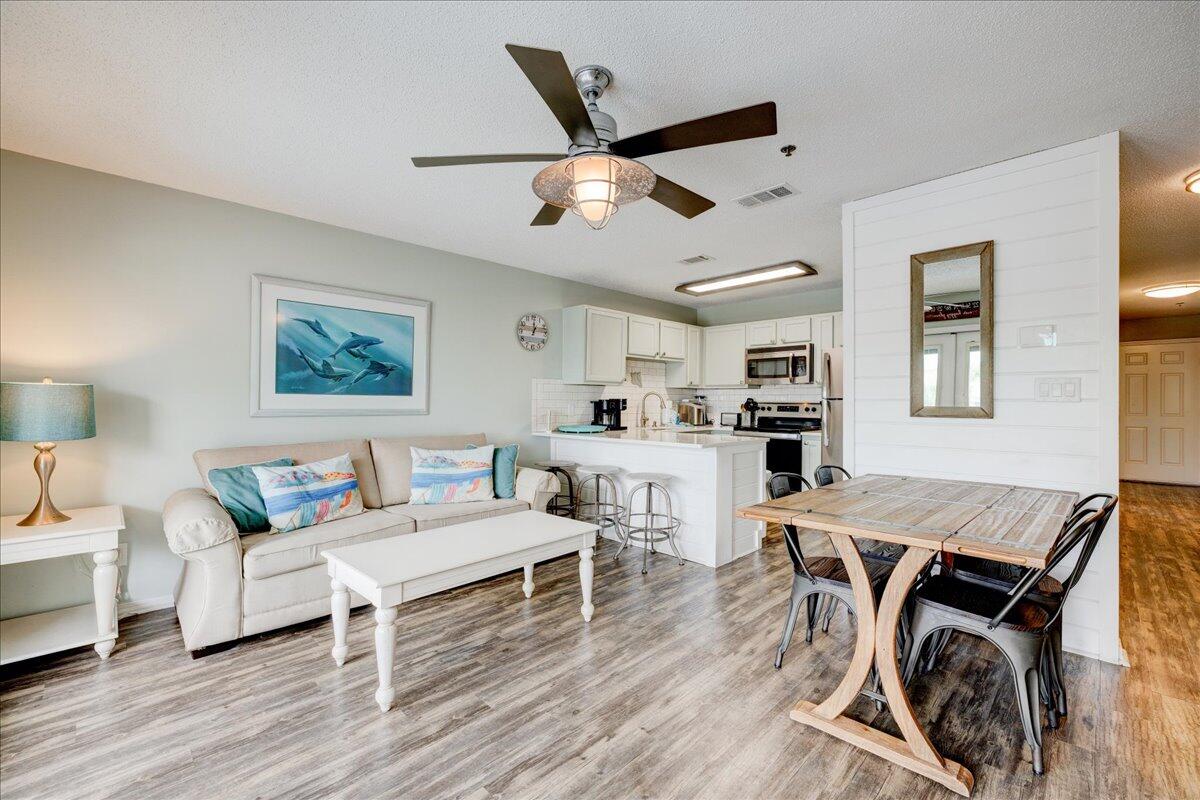 3191 Scenic Hwy 98 208