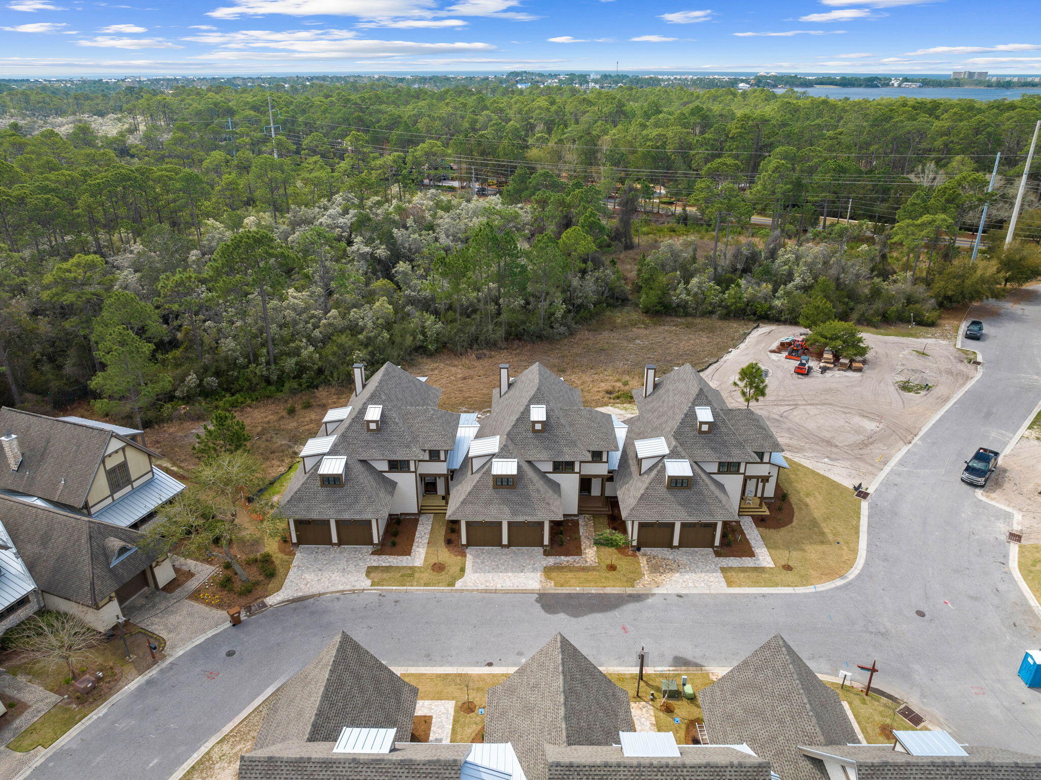 1408 Courtside Drive 601
