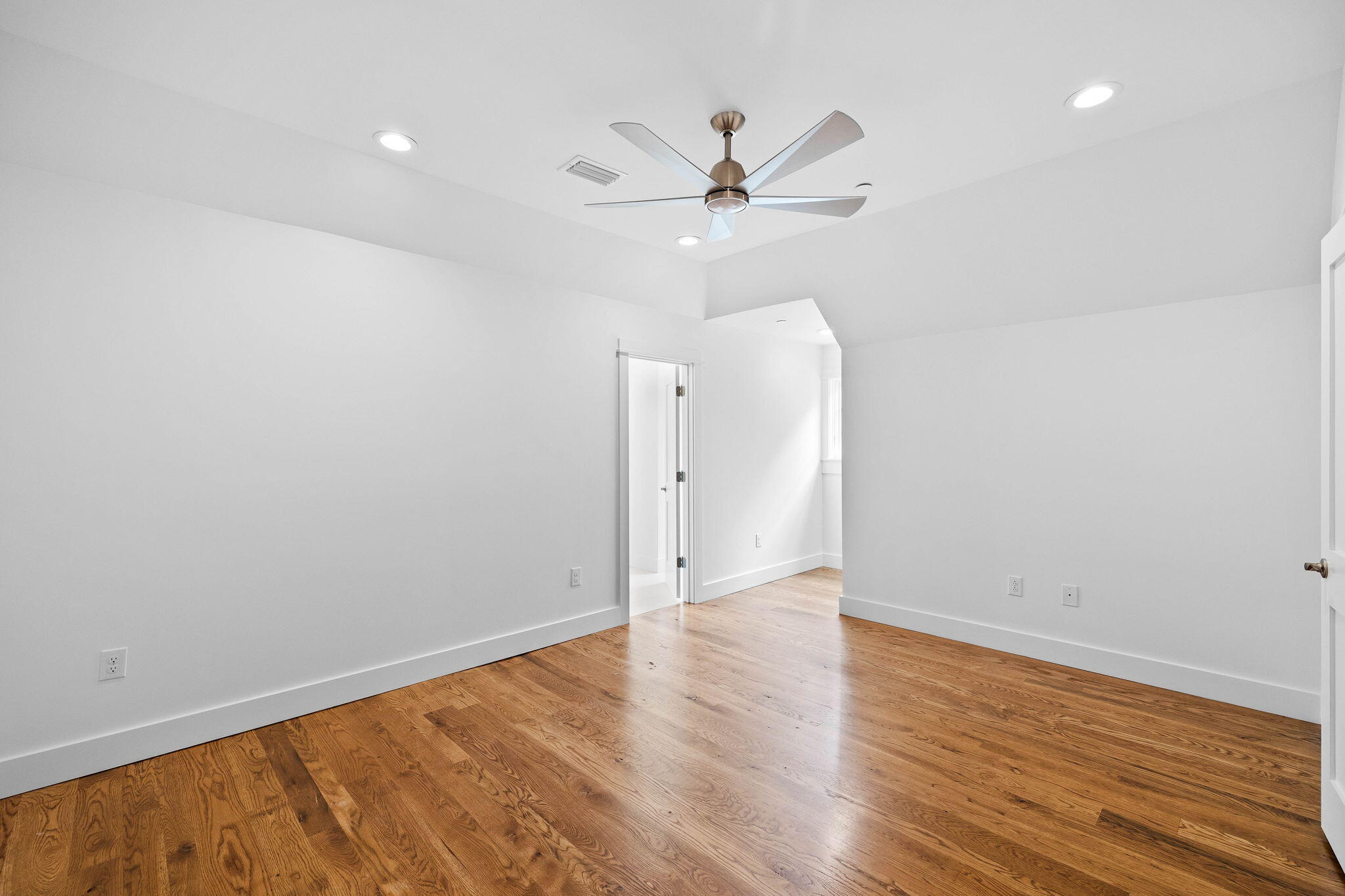 1408 Courtside Drive 601