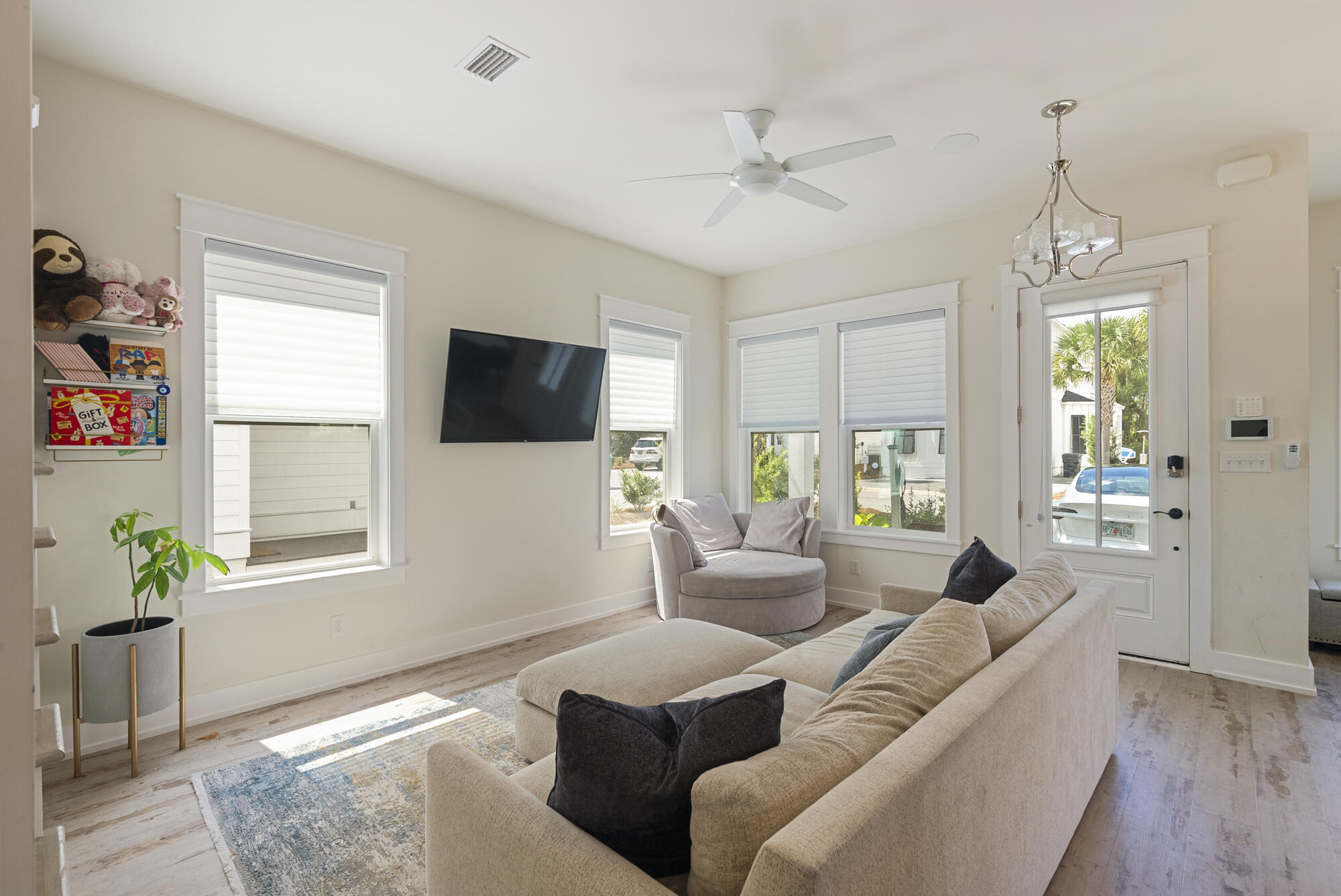 79 Beach View Drive