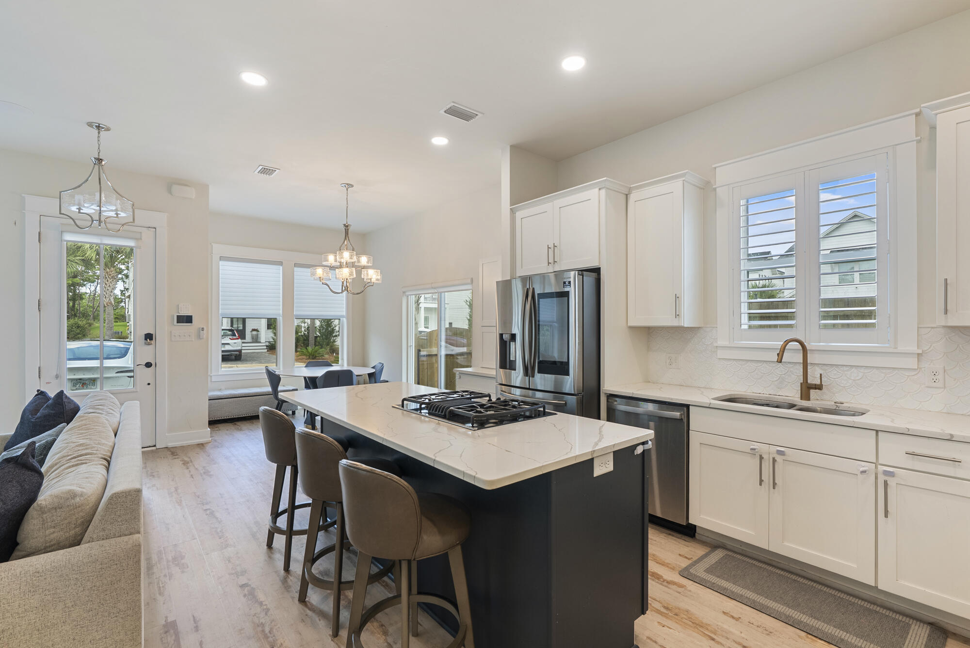 79 Beach View Drive