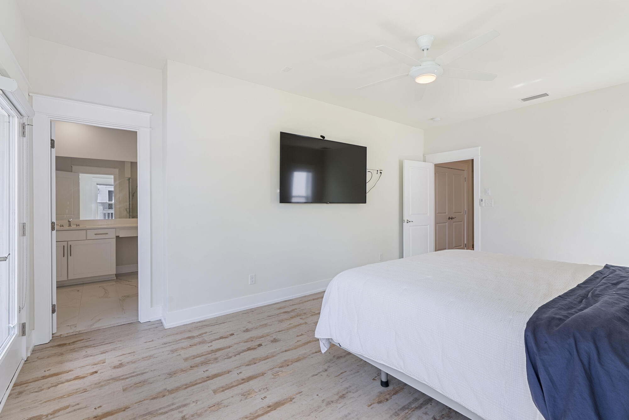 79 Beach View Drive
