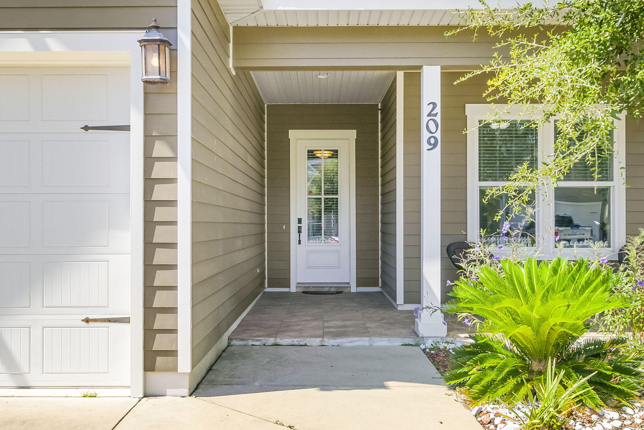 209 Blakely Drew Boulevard
