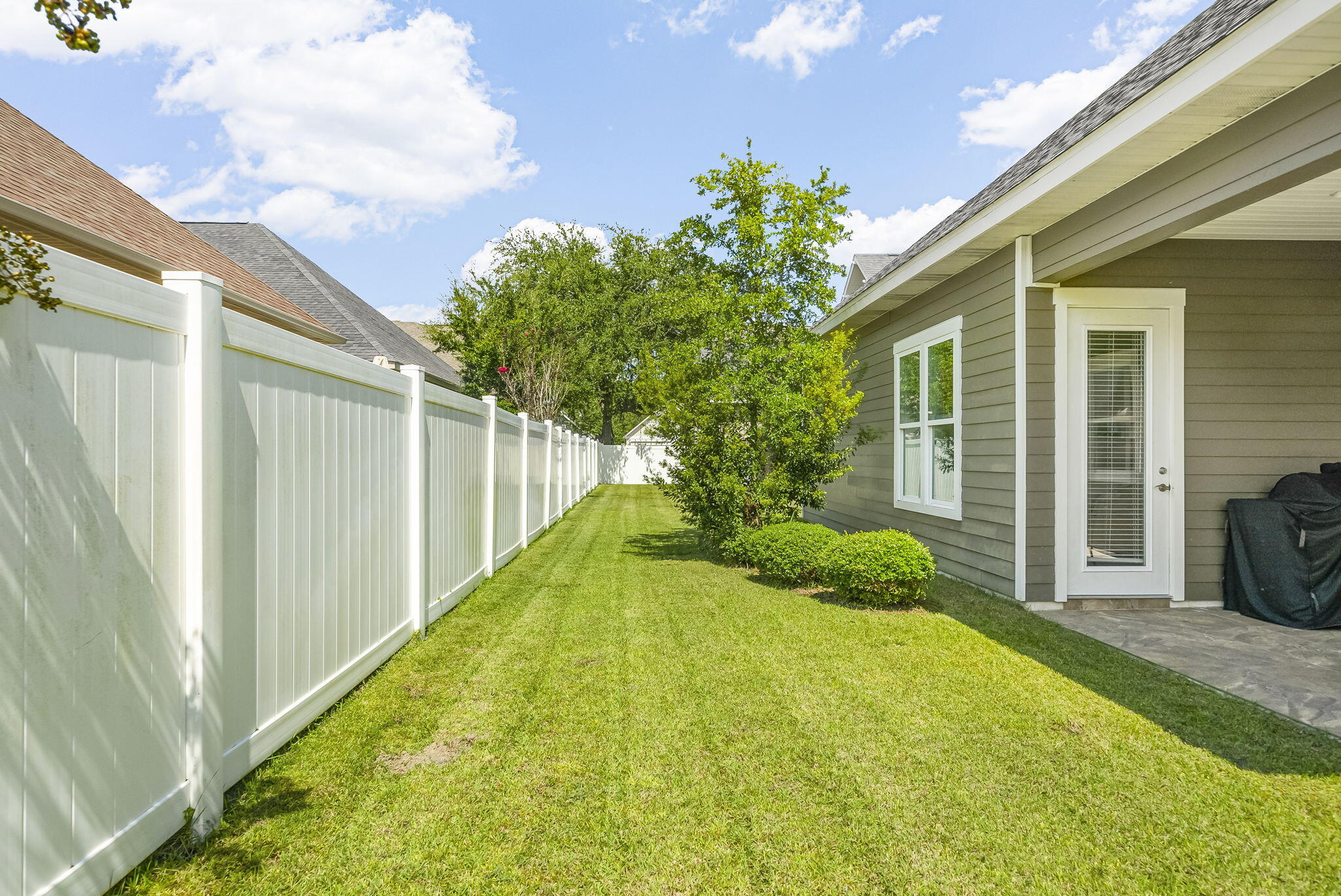 209 Blakely Drew Boulevard