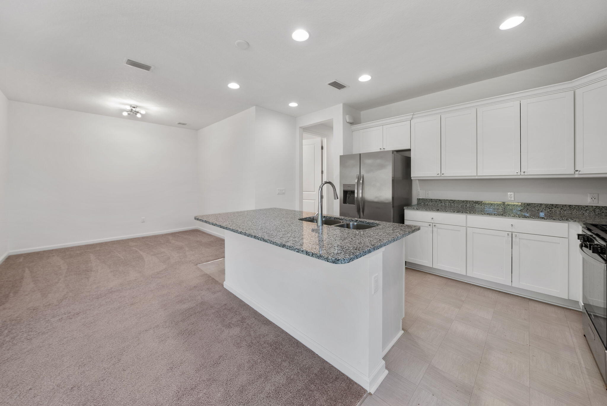 8404 Dockside Place