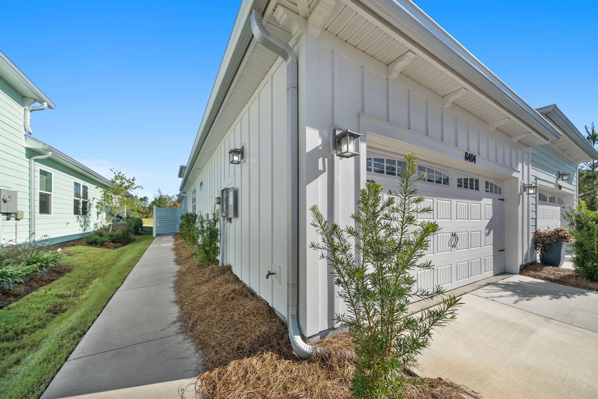 8404 Dockside Place