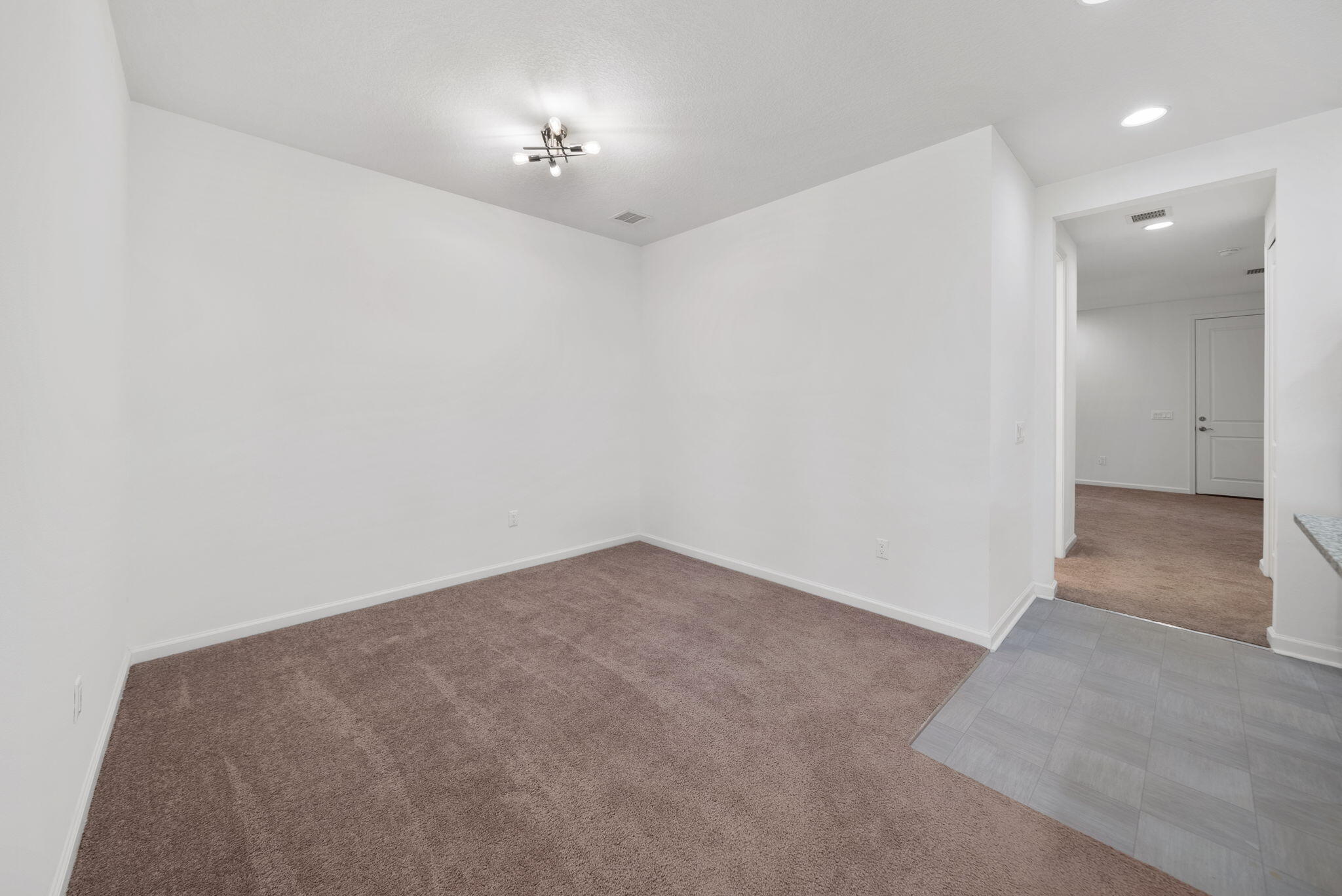 8404 Dockside Place