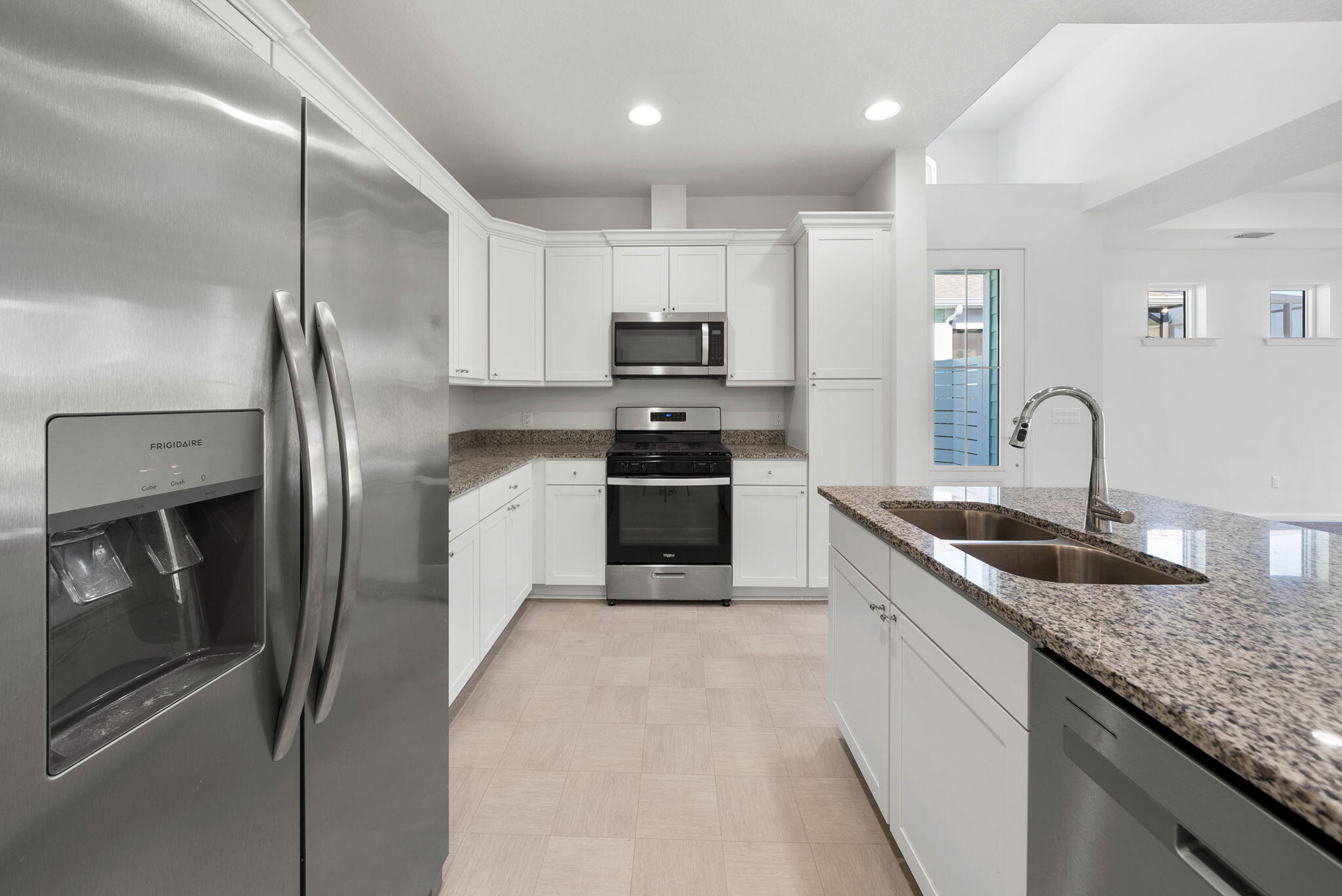 8404 Dockside Place