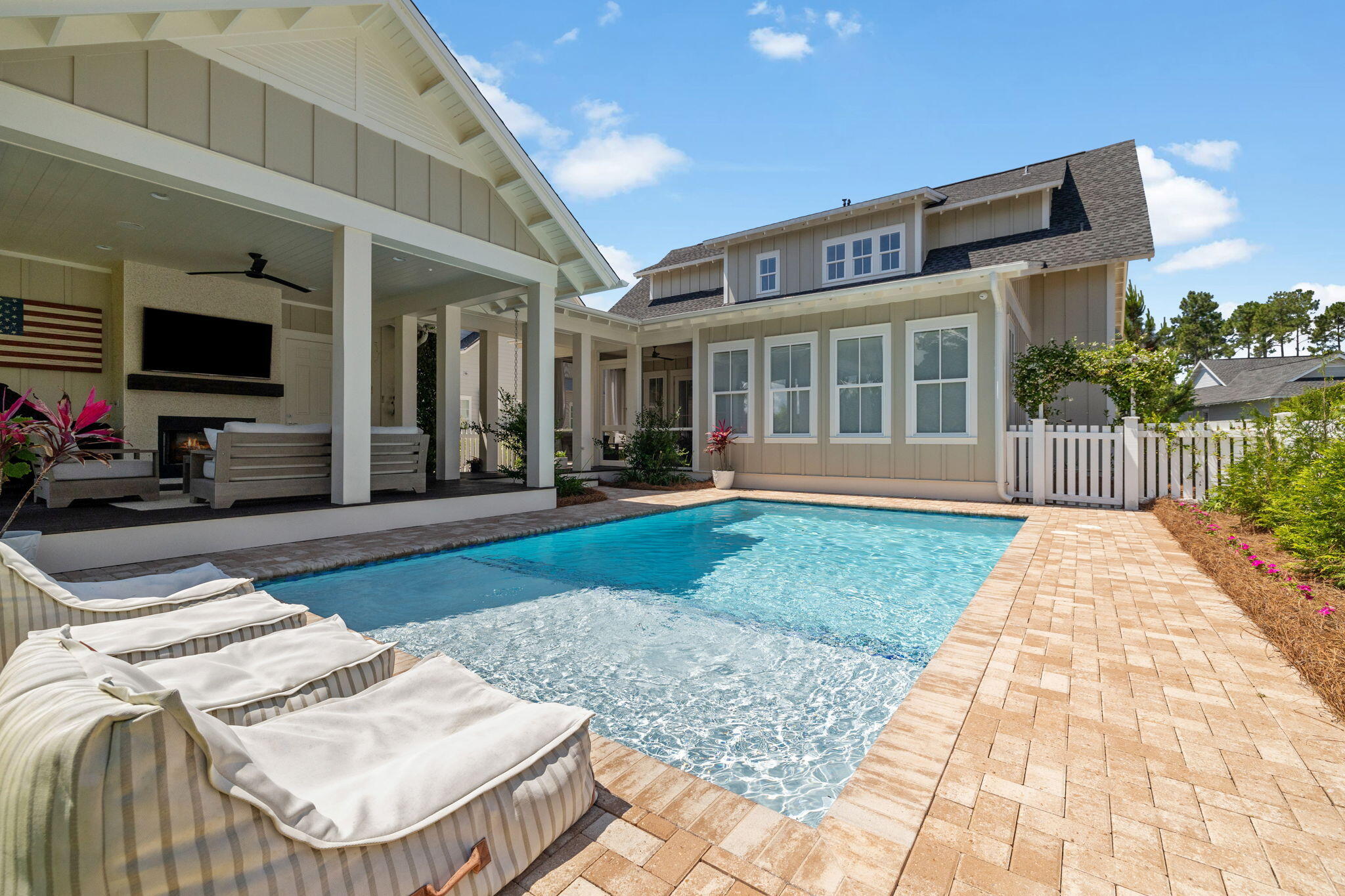 203 Trailhead Drive