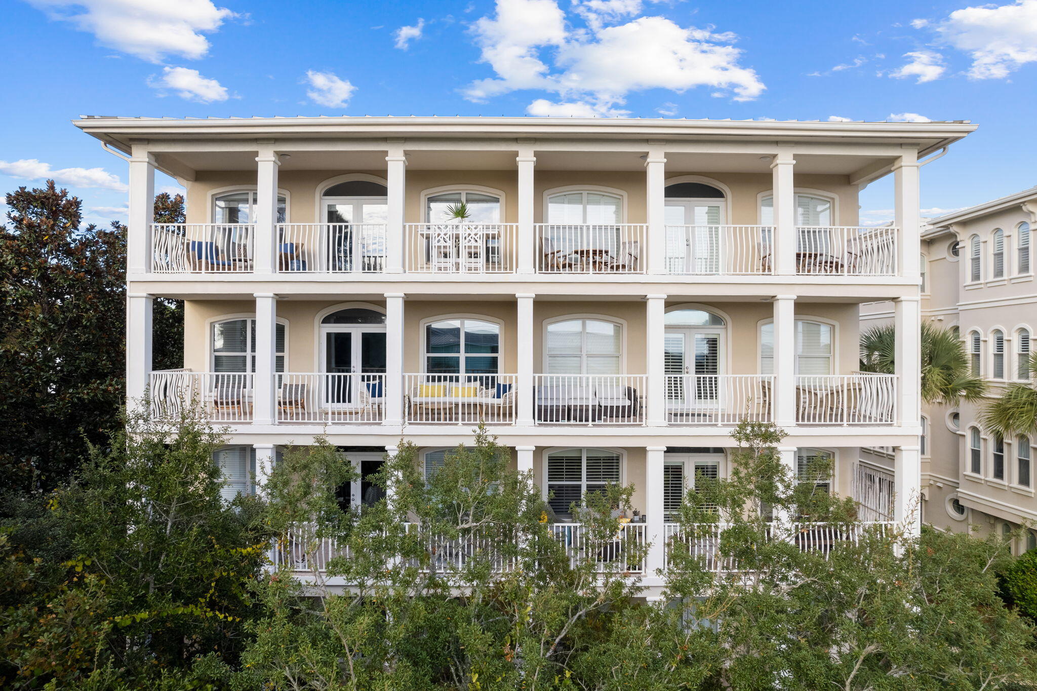 4341 E County Highway 30A C402
