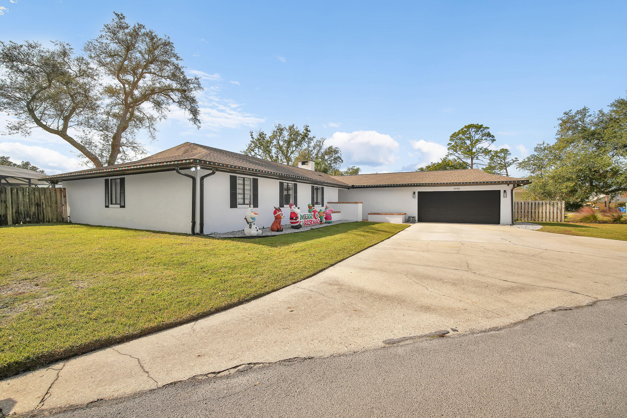2445 Pretty Bayou Boulevard