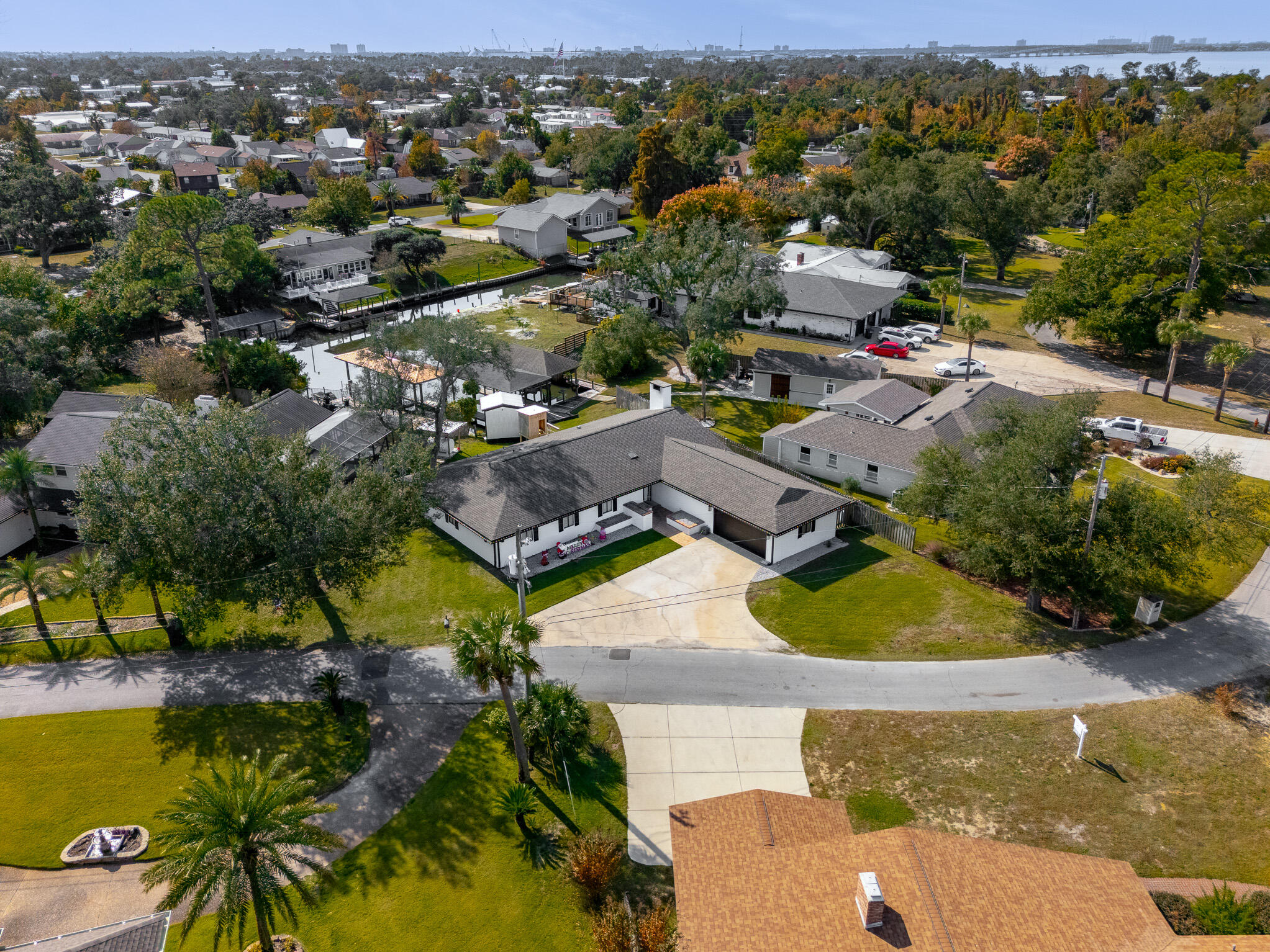 2445 Pretty Bayou Boulevard